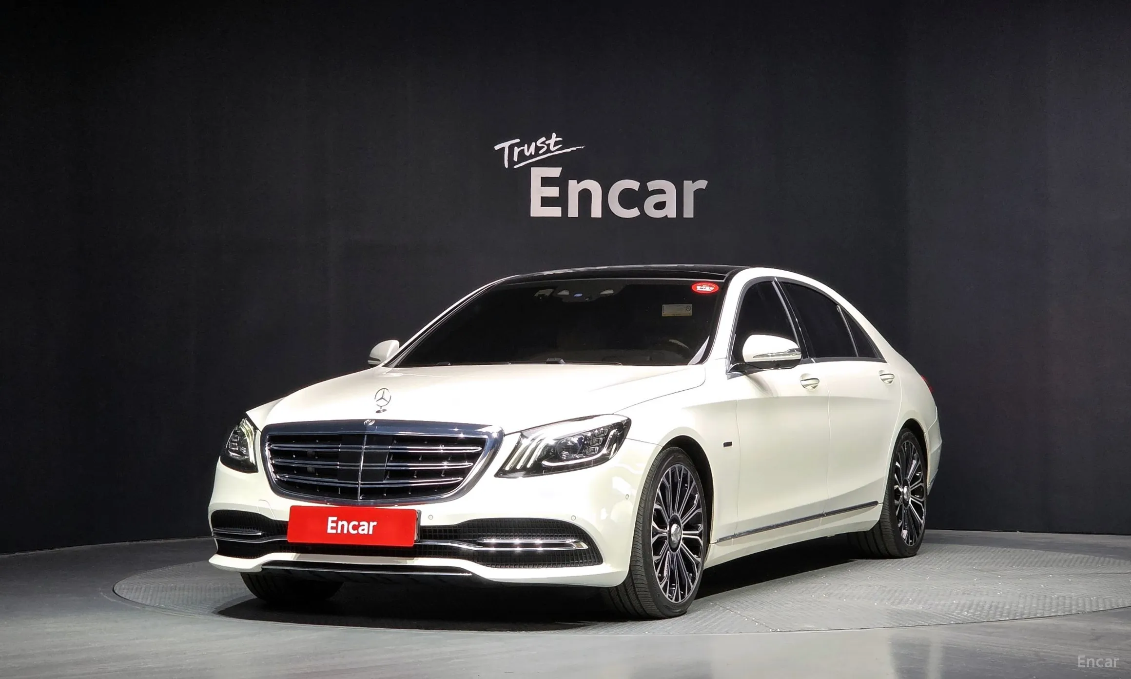 Mercedes Benz S-Class W222