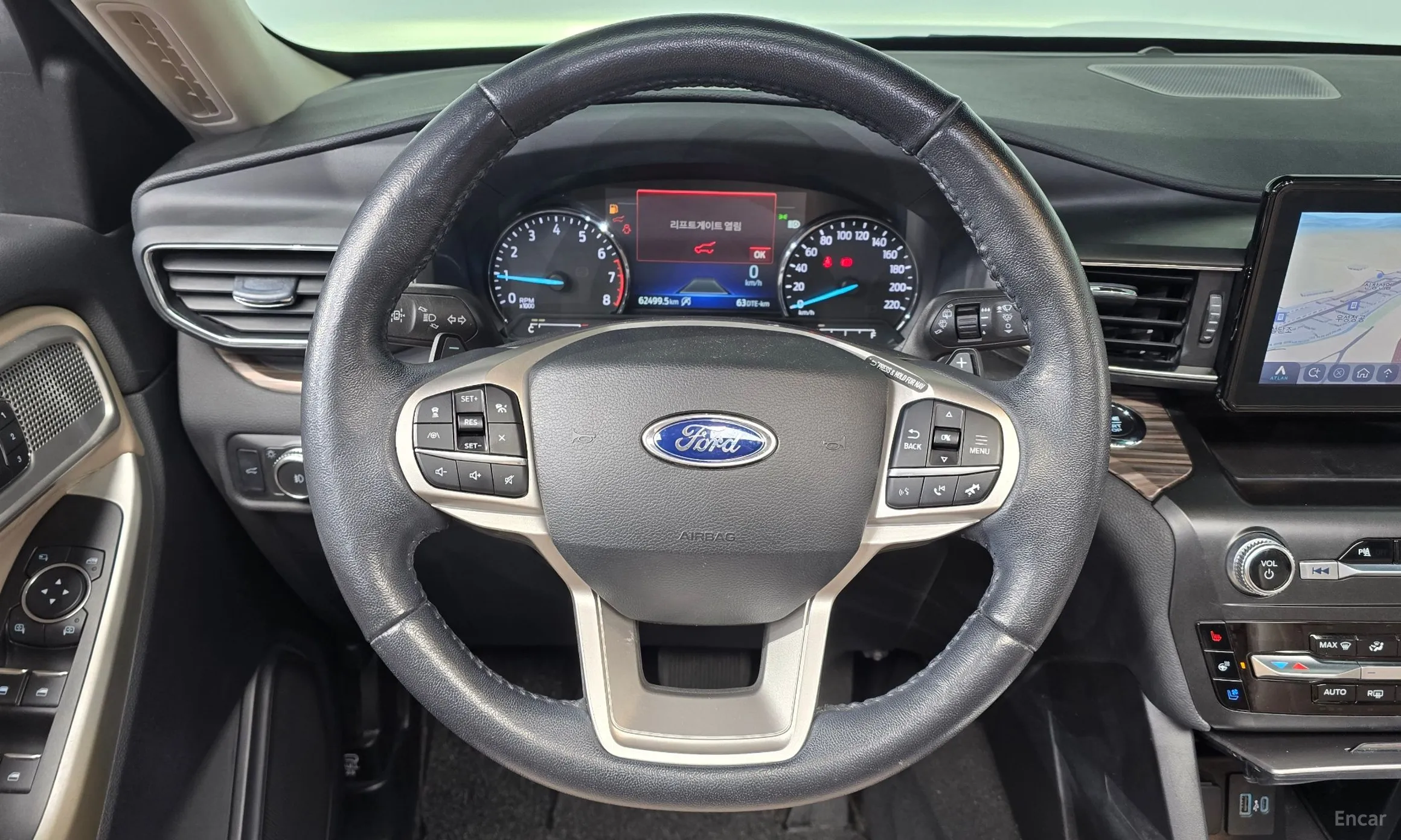 Ford Explorer 6th Generation превью 13