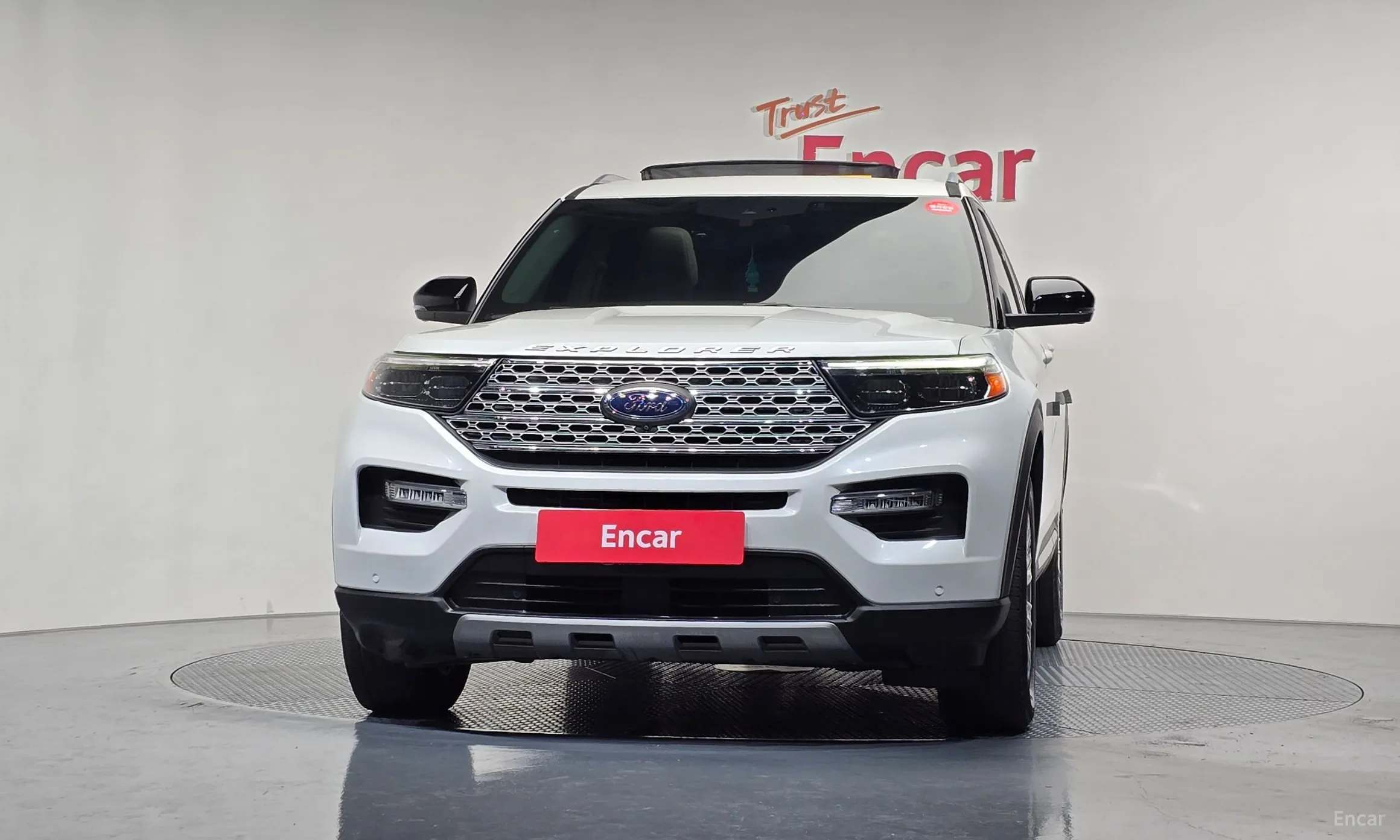 Ford Explorer 6th Generation превью 3