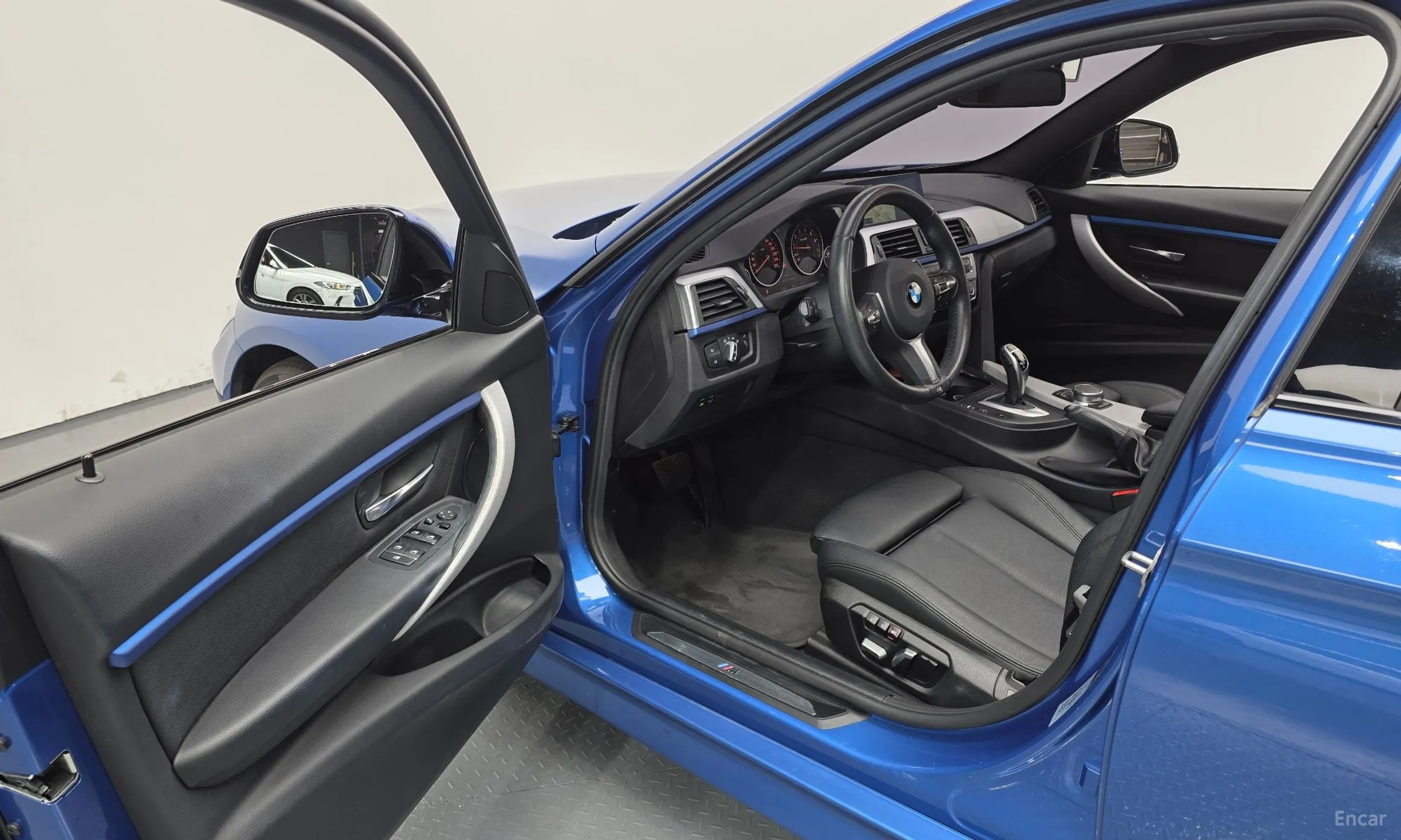 BMW 3 Series (F30) превью 11