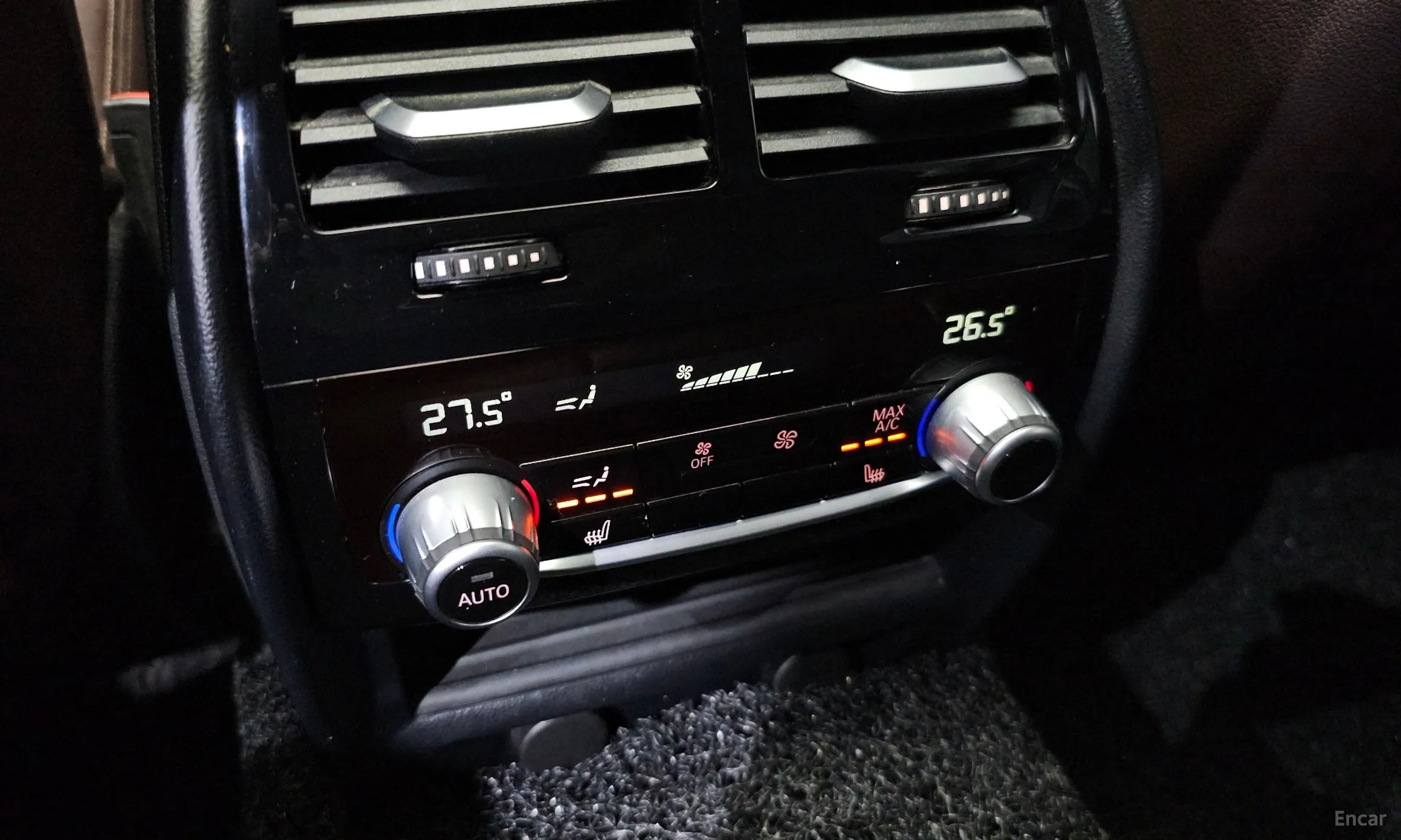 BMW 5 Series (G30) превью 19