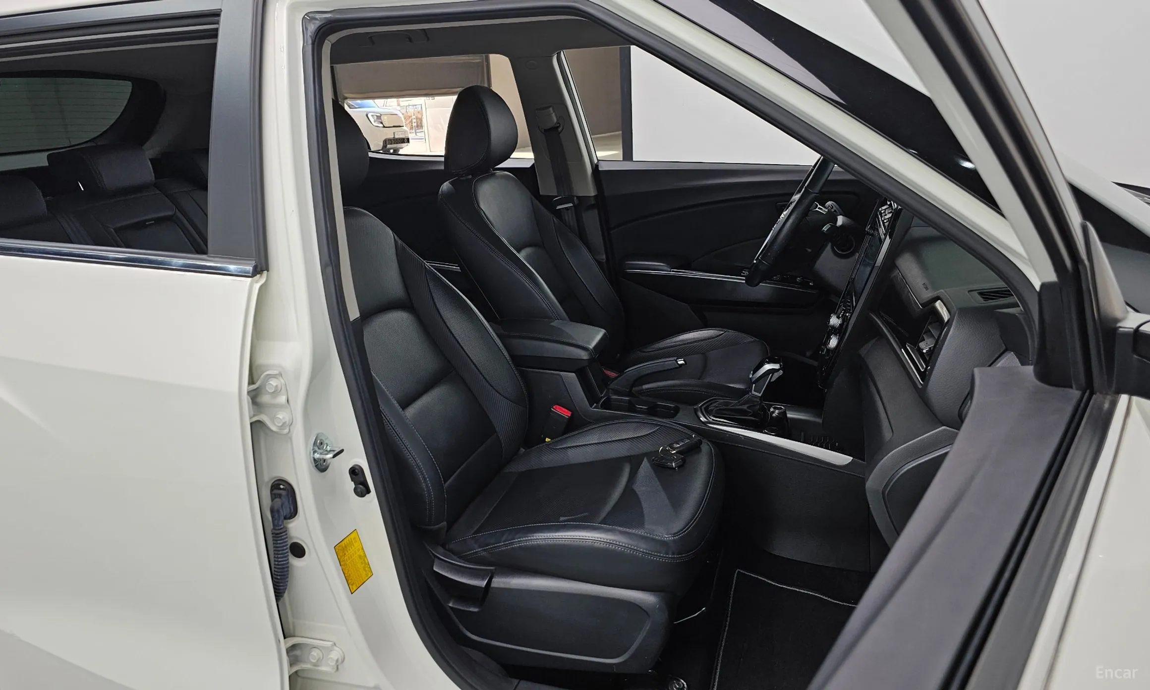 KG Mobility (SsangYong) Berry New Tivoli превью 10