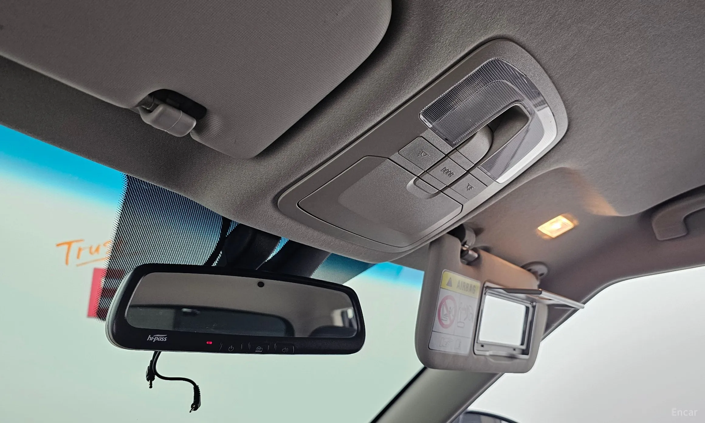 KG Mobility (SsangYong) Berry New Tivoli превью 18
