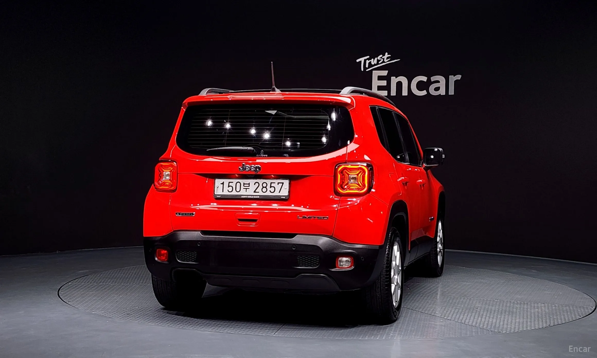 Jeep Renegade превью 4