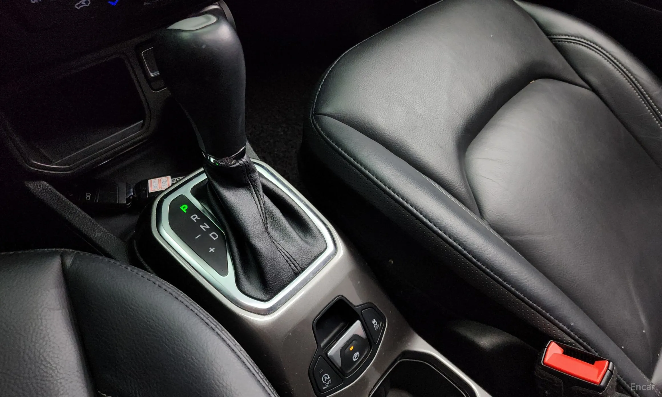 Jeep Renegade превью 9