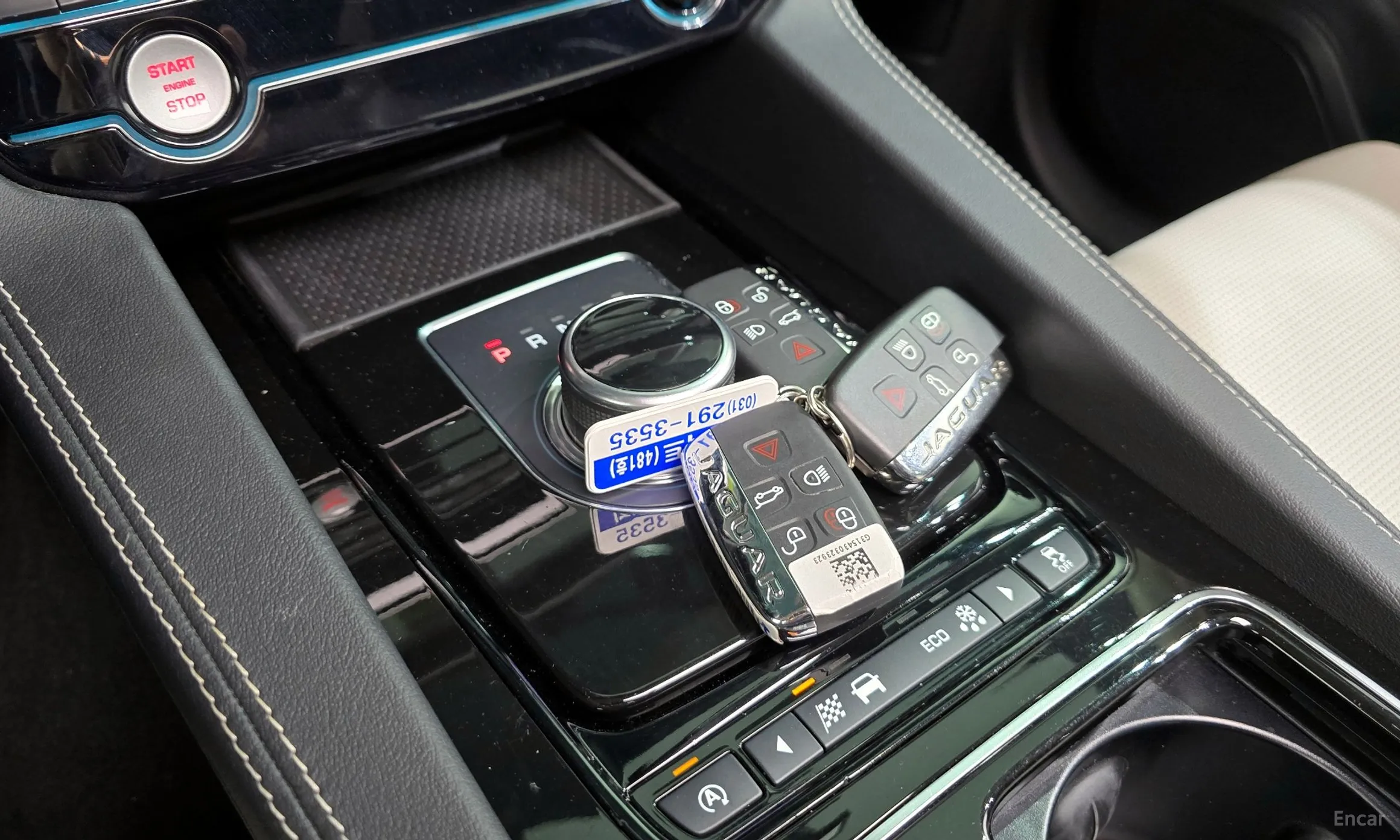 Jaguar F-PACE превью 9