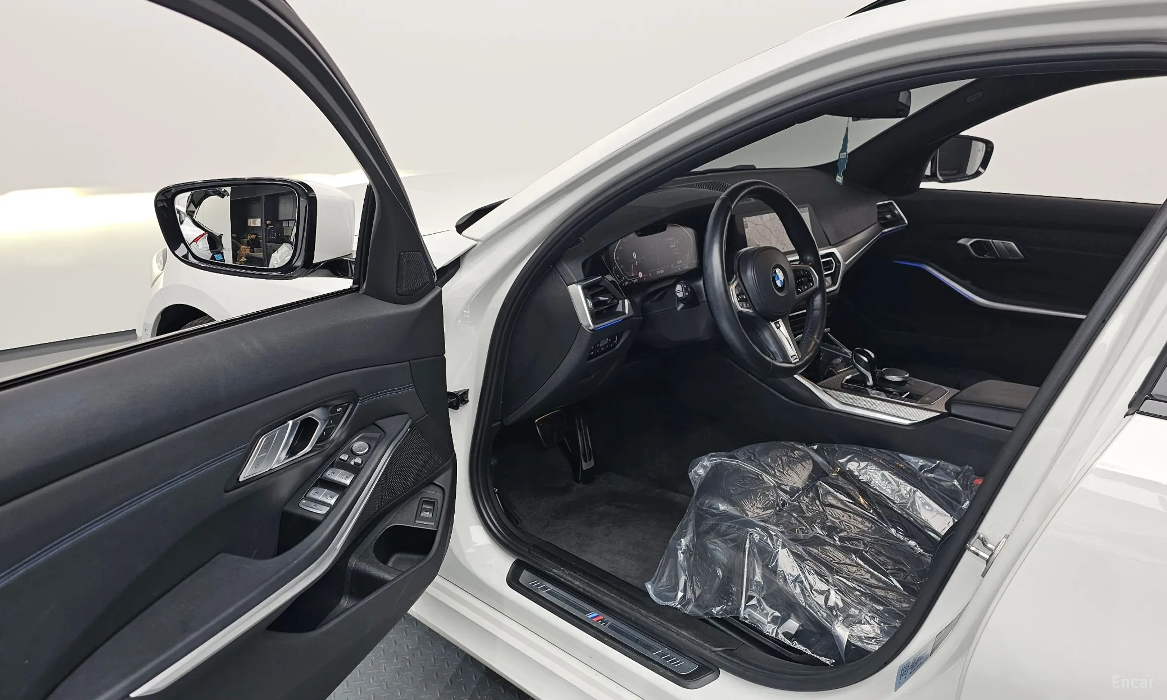 BMW 3 Series (G20) превью 10