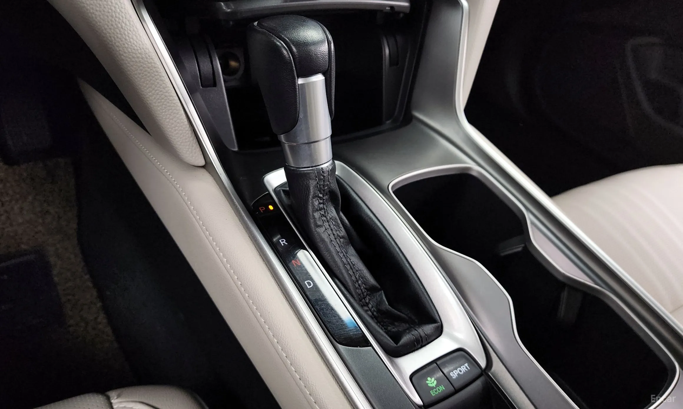 Honda Accord 10th Generation превью 9