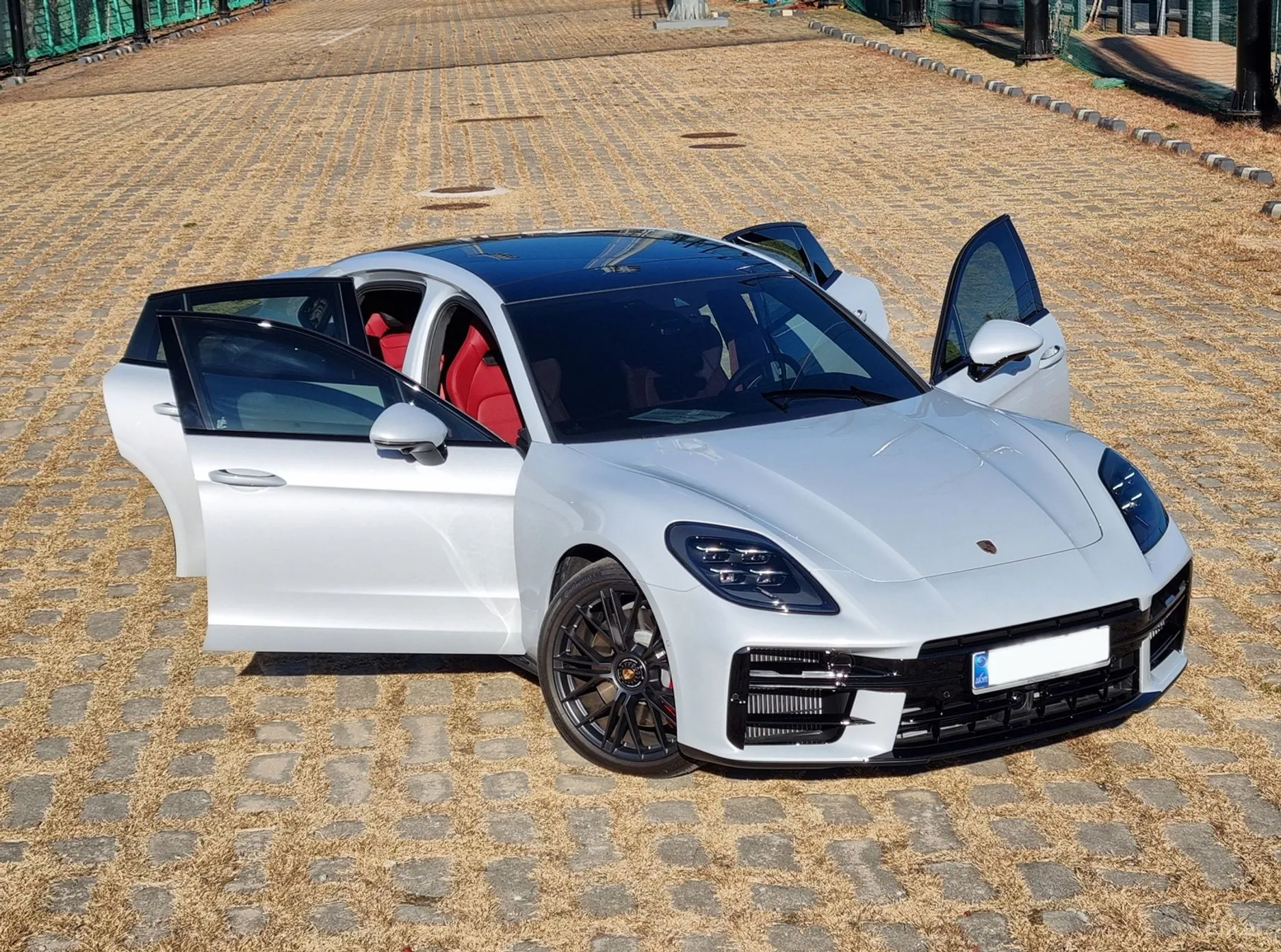 Porsche Panamera (972) превью 4