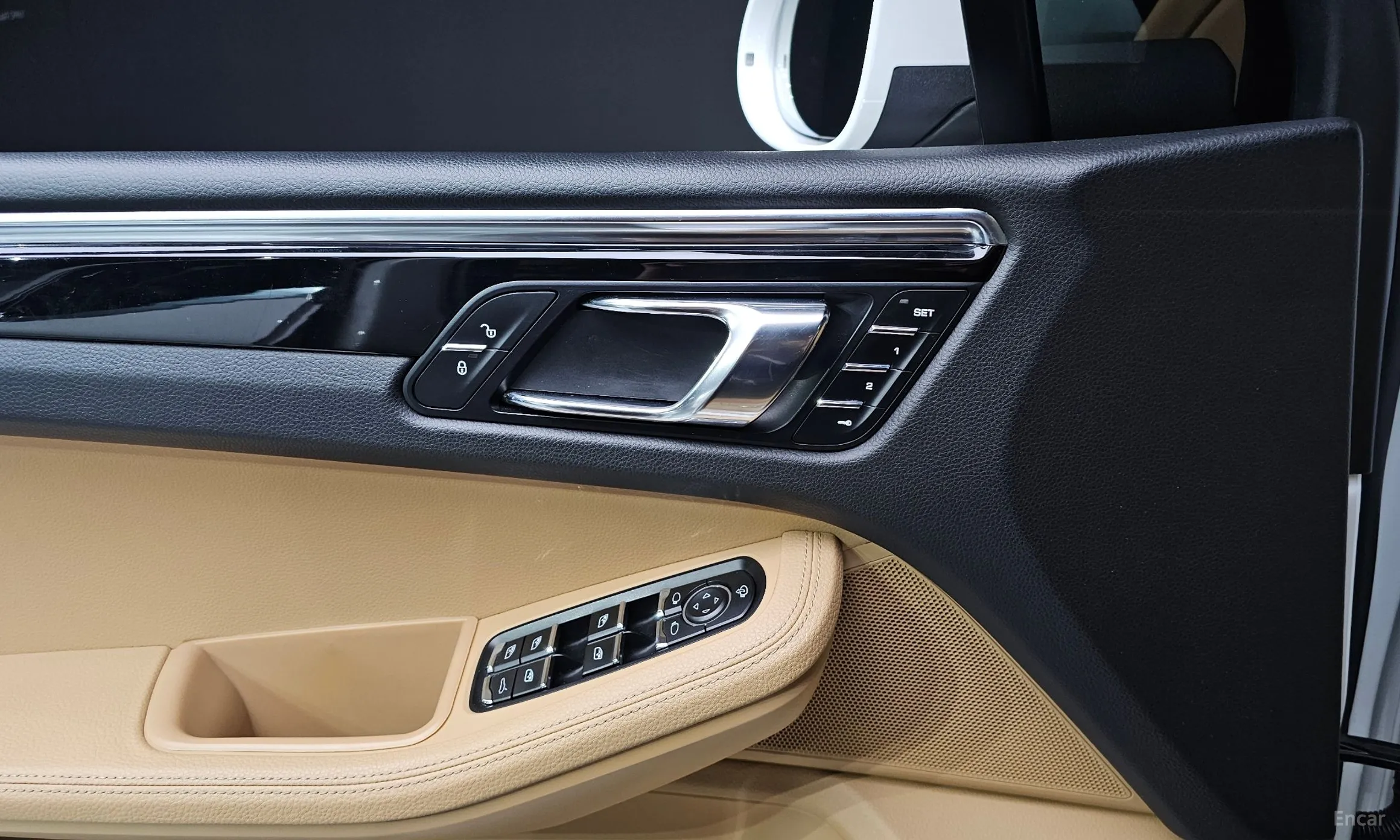 Porsche Macan превью 13