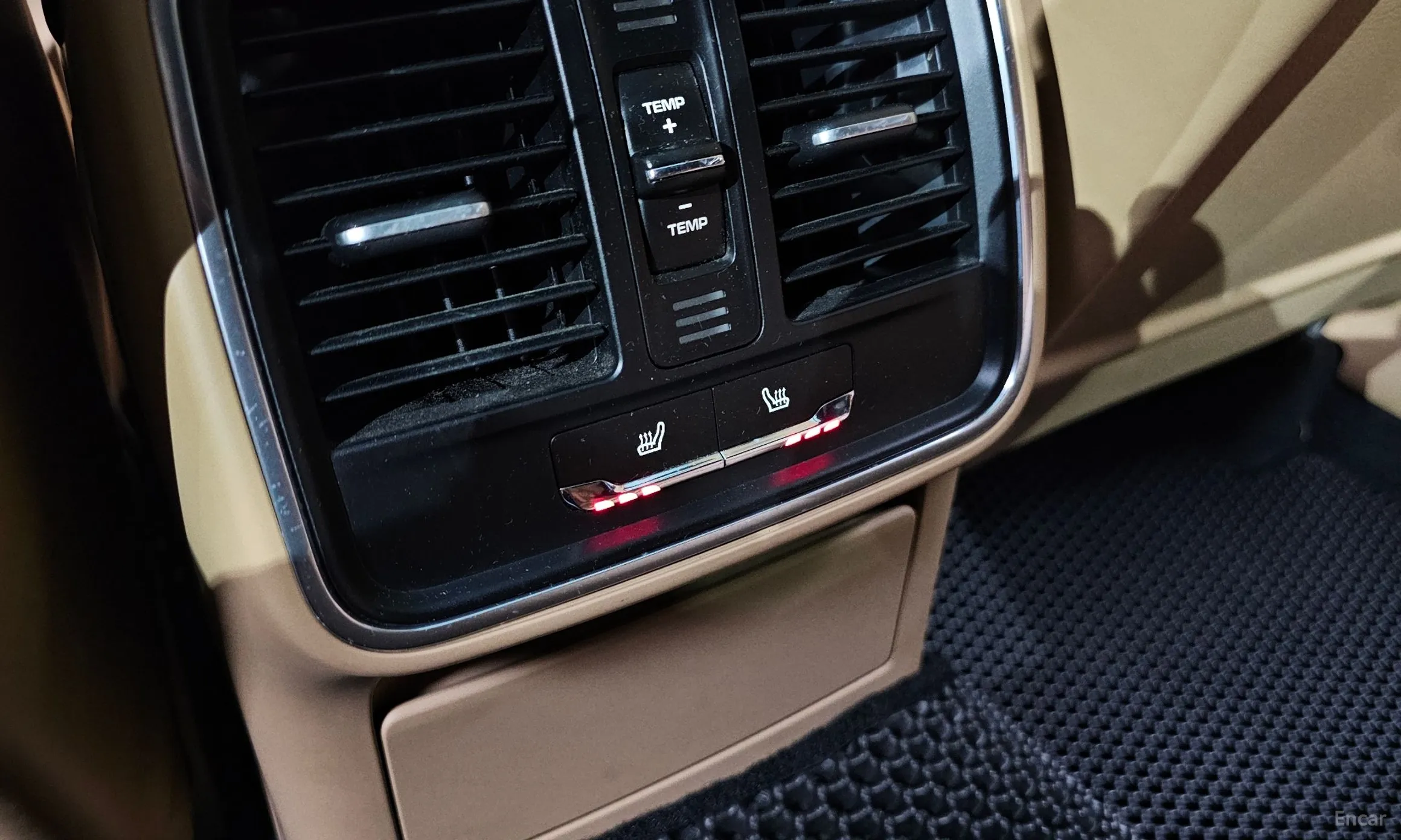 Porsche Macan превью 19