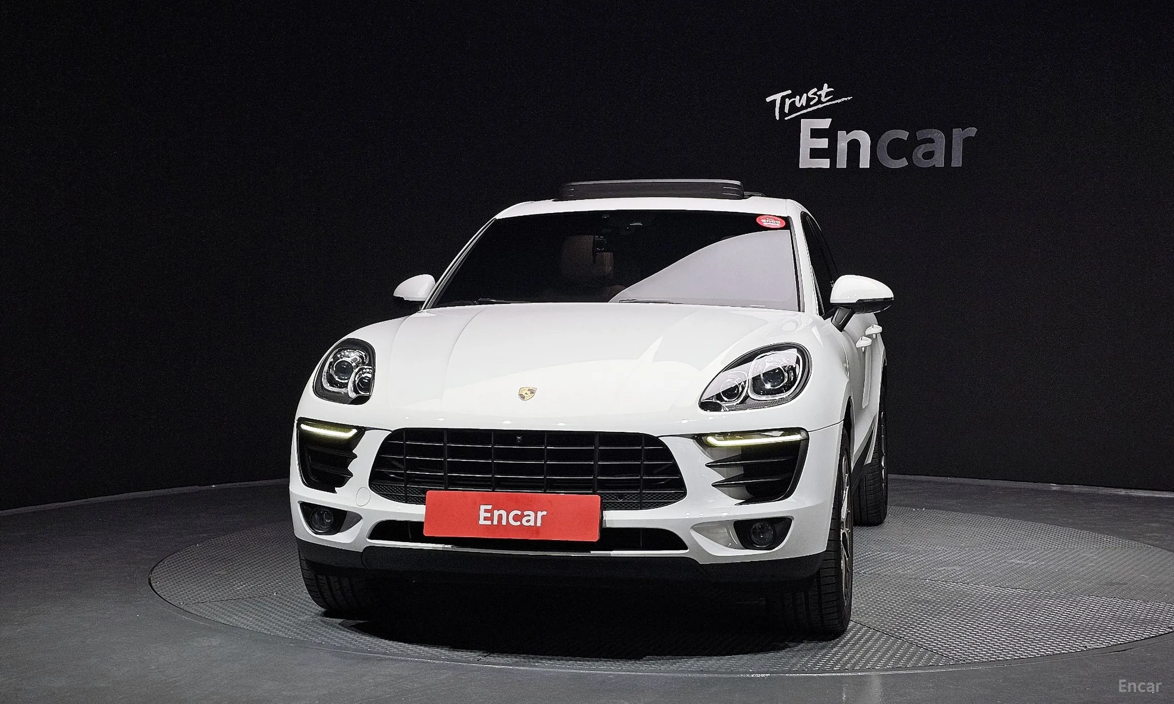 Porsche Macan превью 3