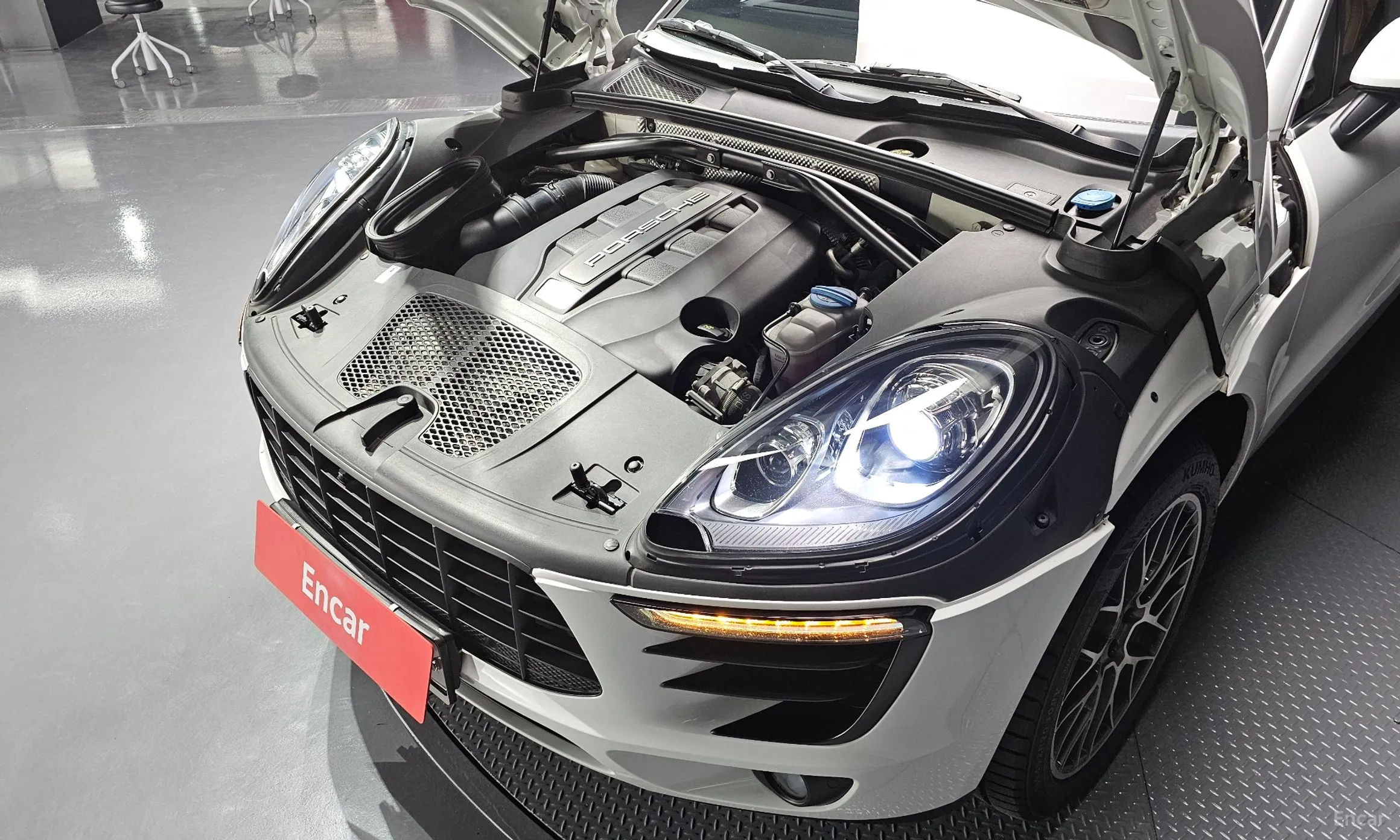 Porsche Macan превью 6