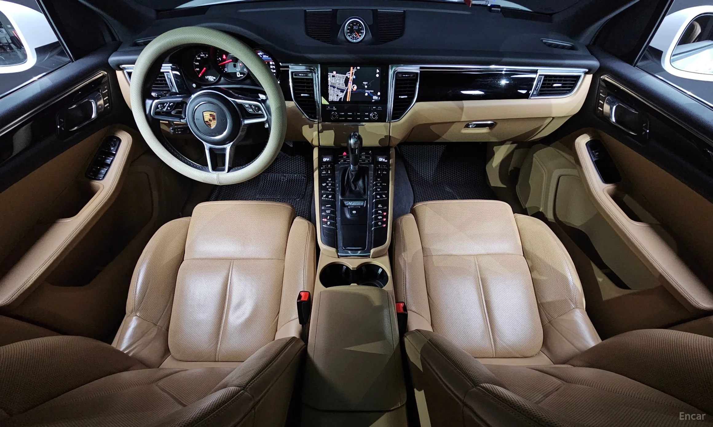 Porsche Macan превью 7