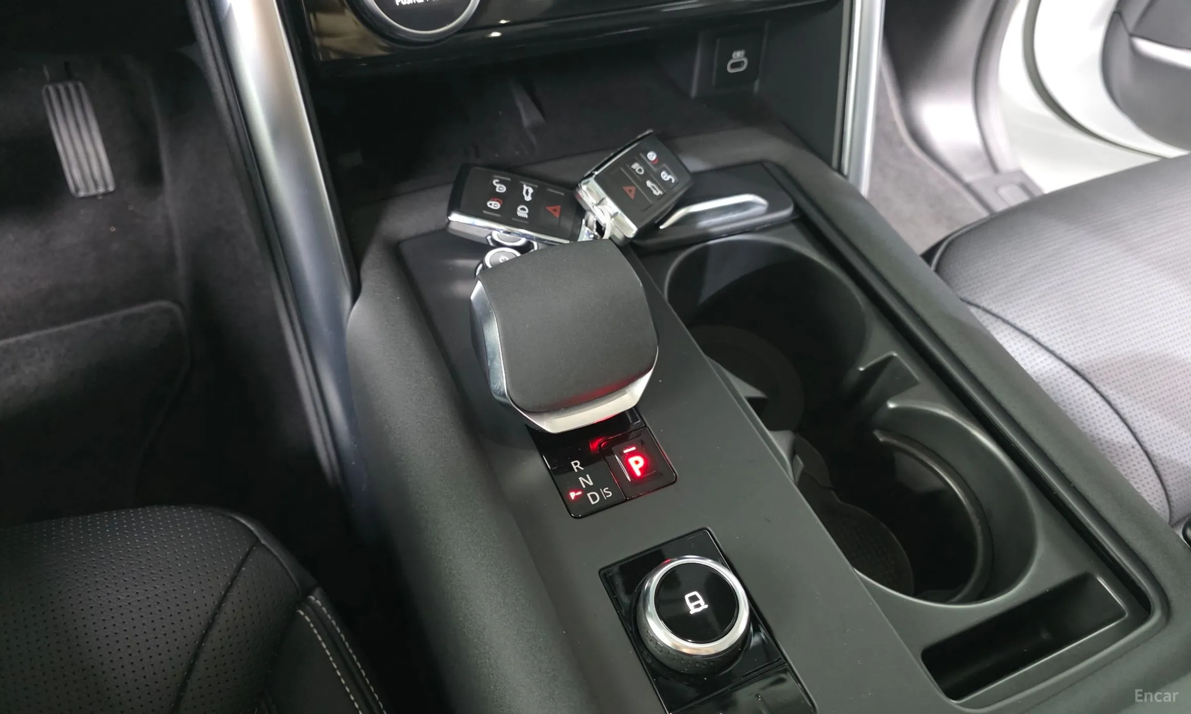 Land Rover Discovery 5 превью 9