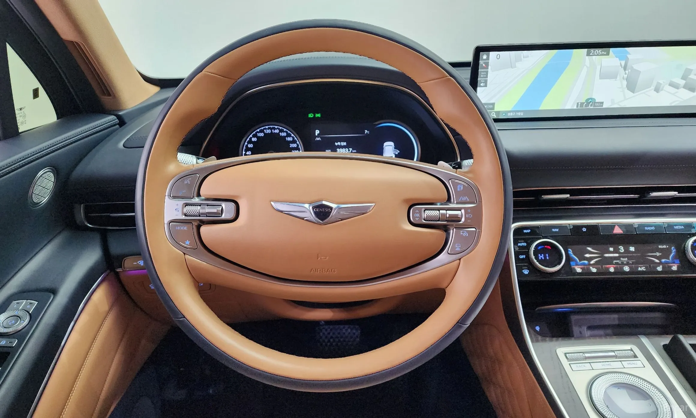 Genesis GV80 превью 13