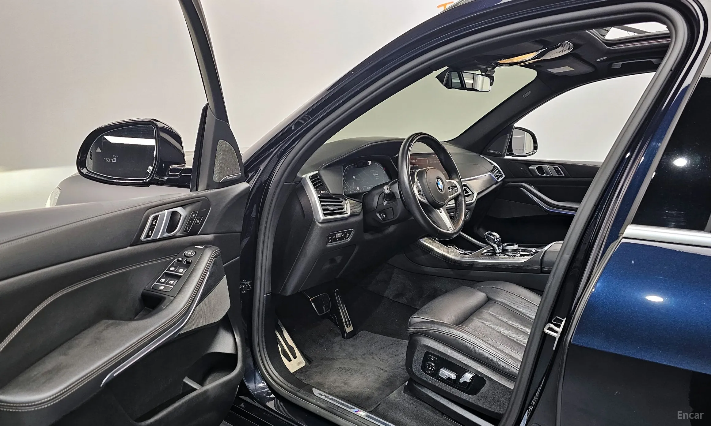 BMW X5 (G05) превью 10