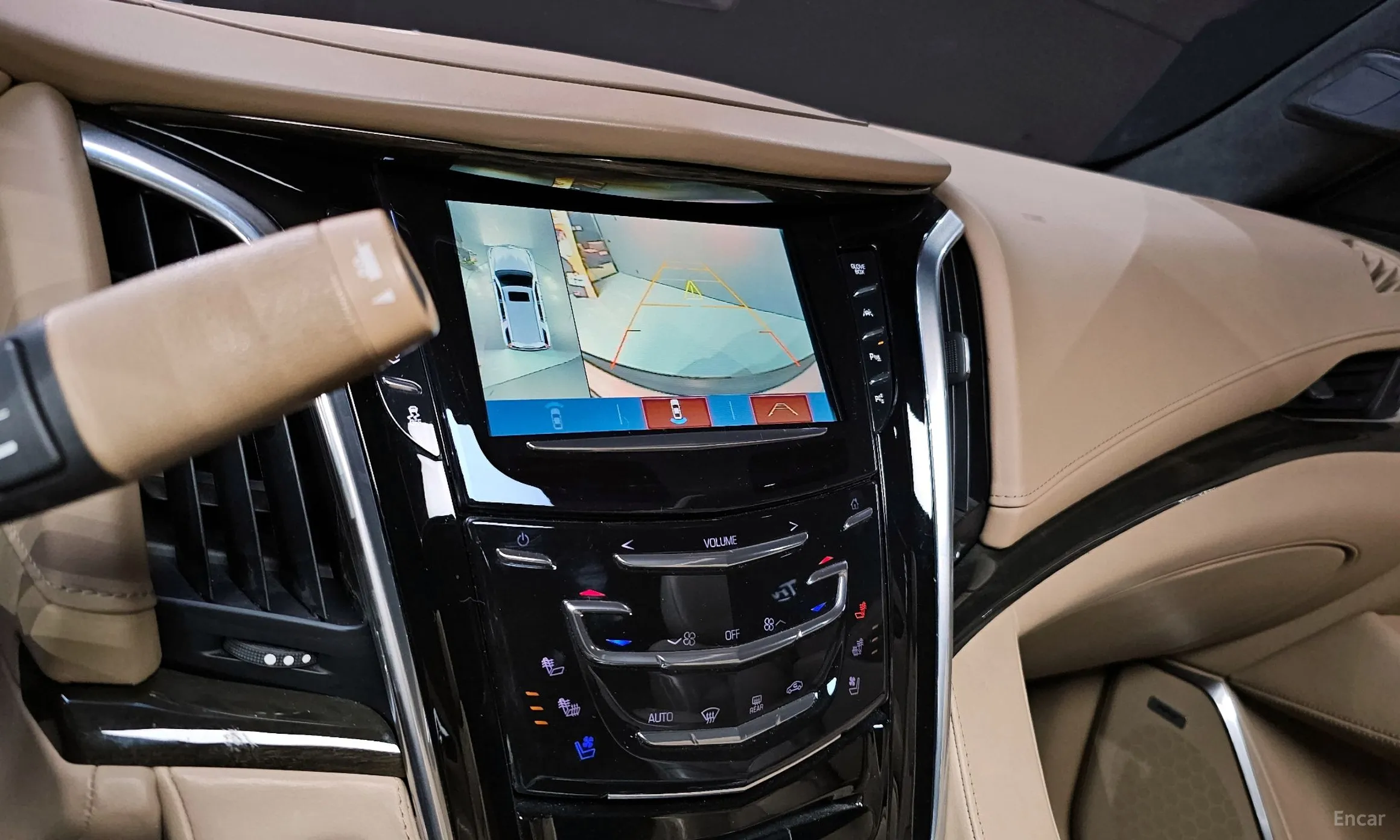 Cadillac Escalade превью 14