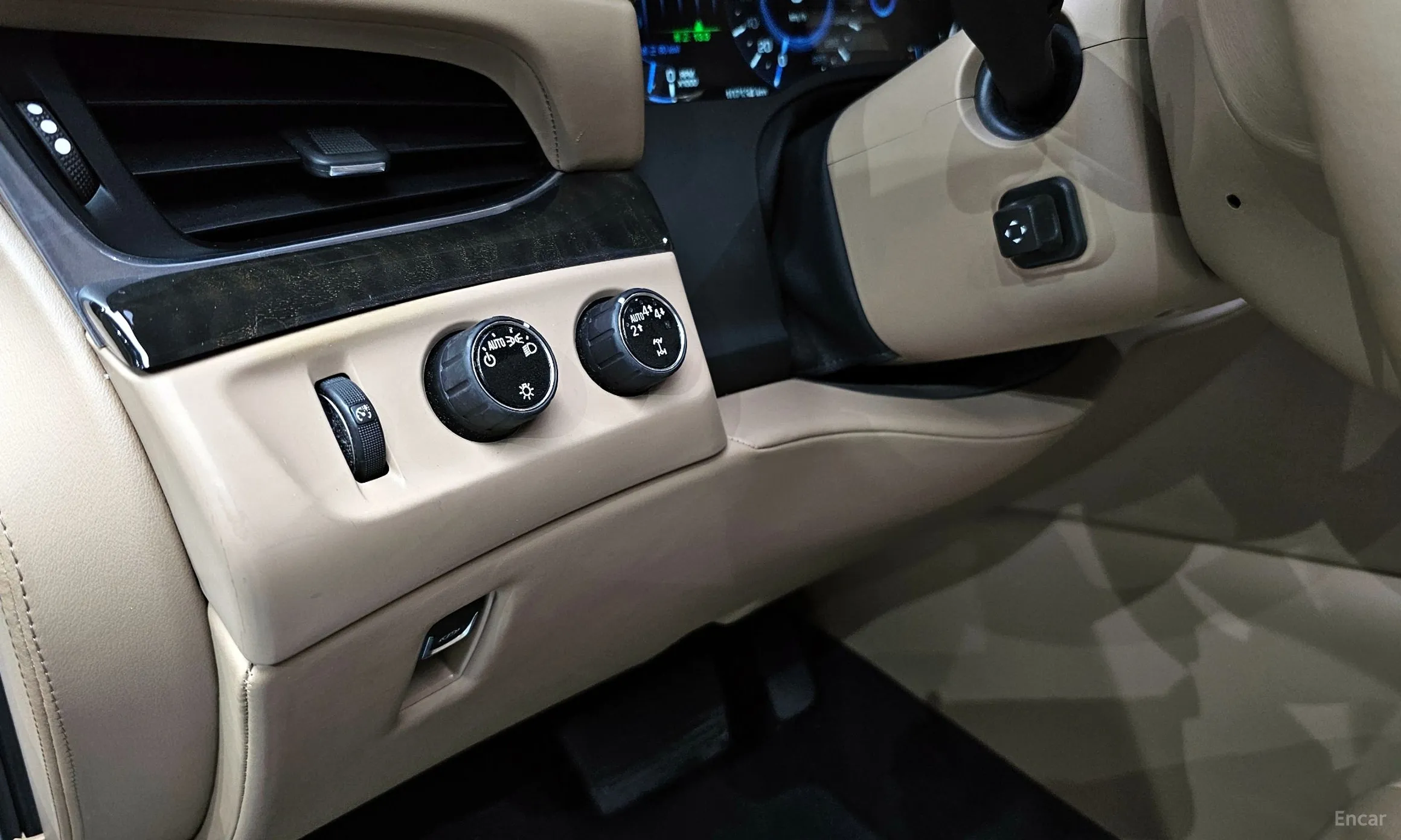 Cadillac Escalade превью 15