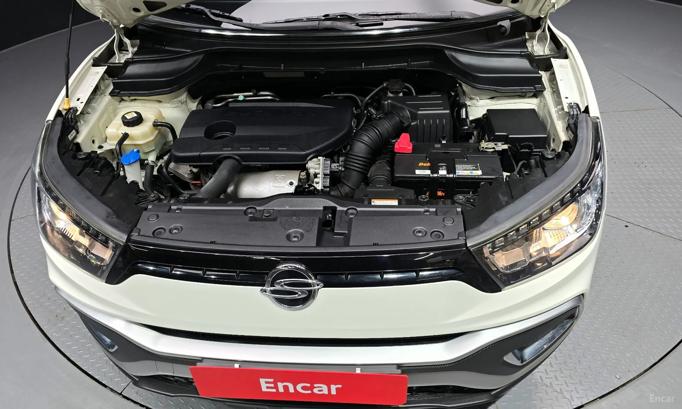 KG Mobility (SsangYong) Tivoli Air превью 6