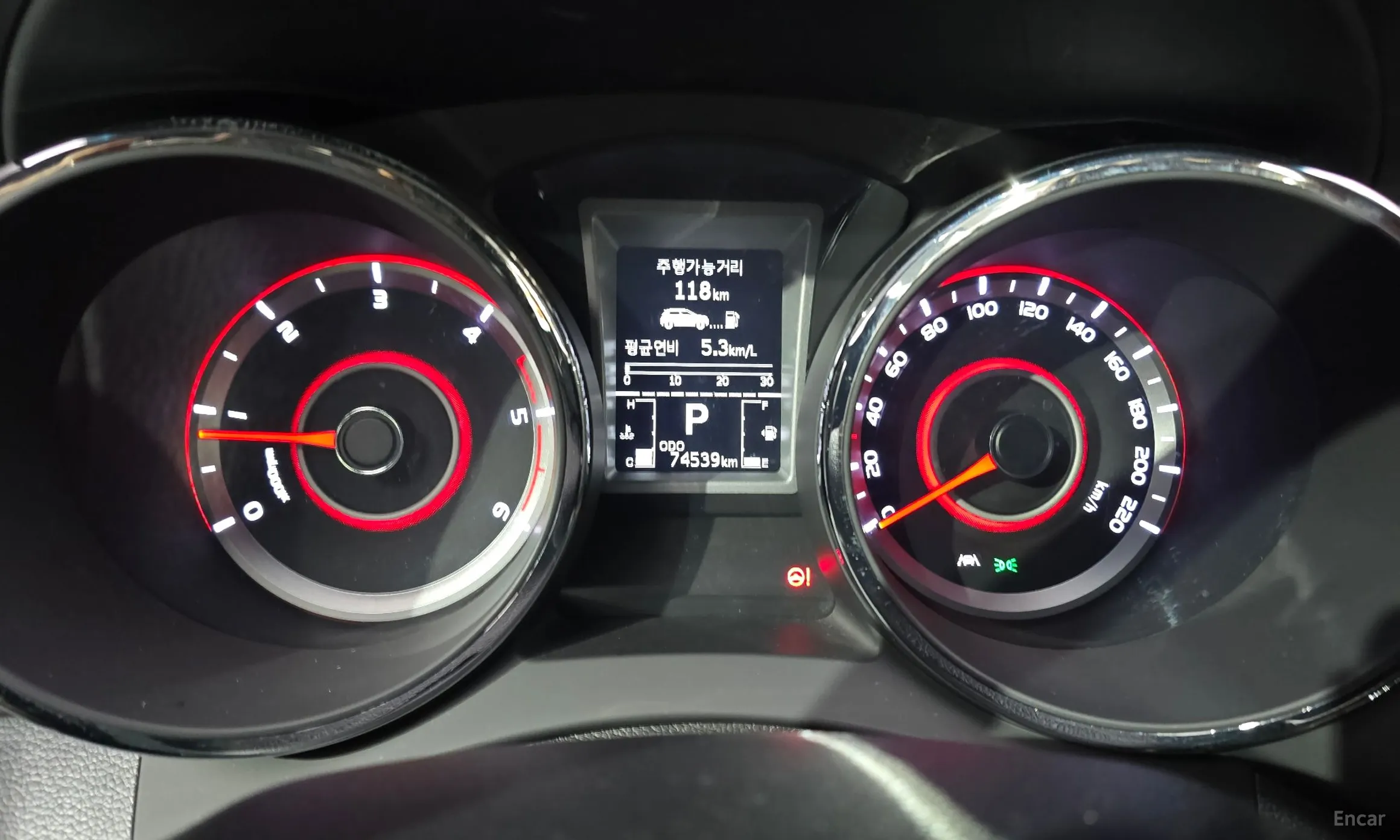 KG Mobility (SsangYong) Tivoli Air превью 8