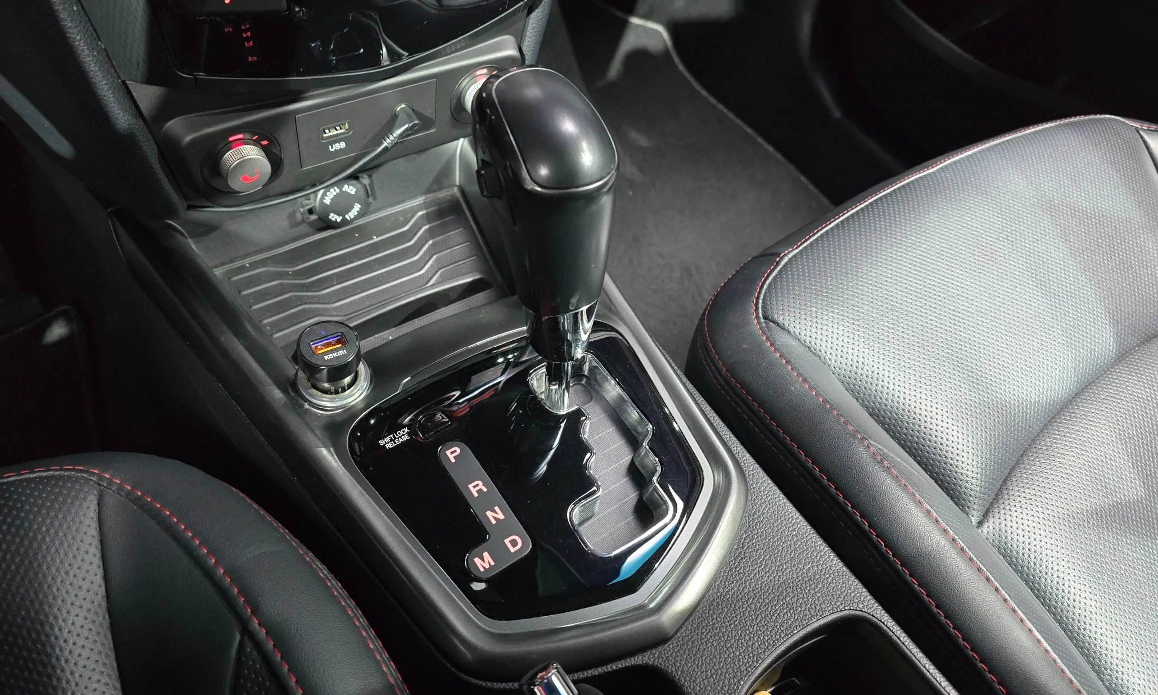 KG Mobility (SsangYong) Tivoli Air превью 9