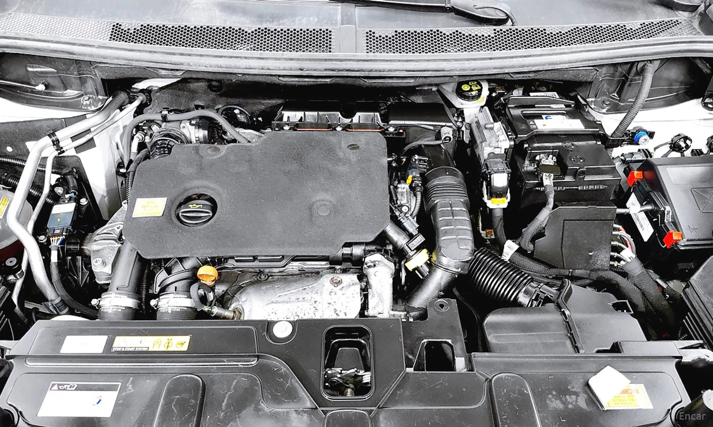 Peugeot 3008 2nd generation превью 12