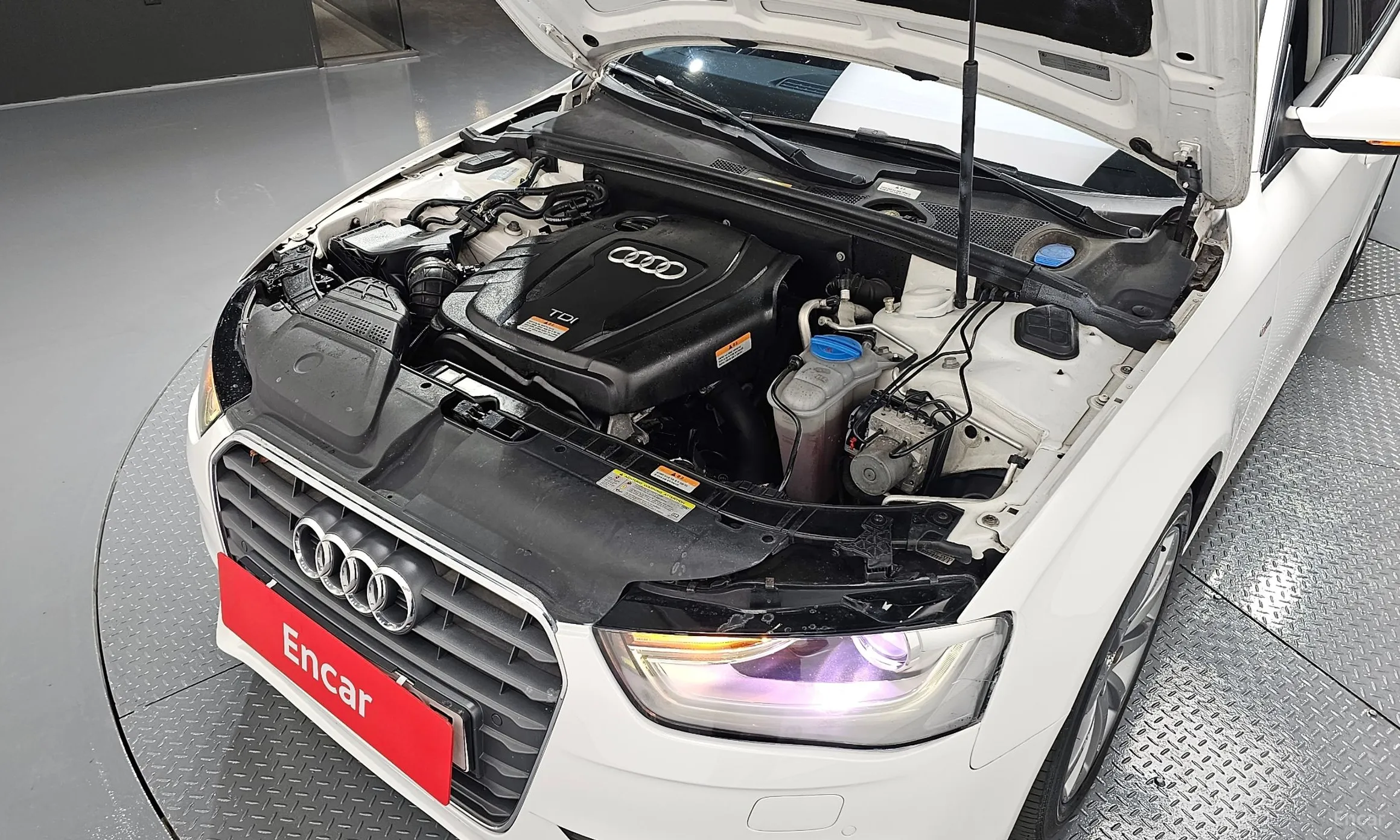Audi New A4 превью 6