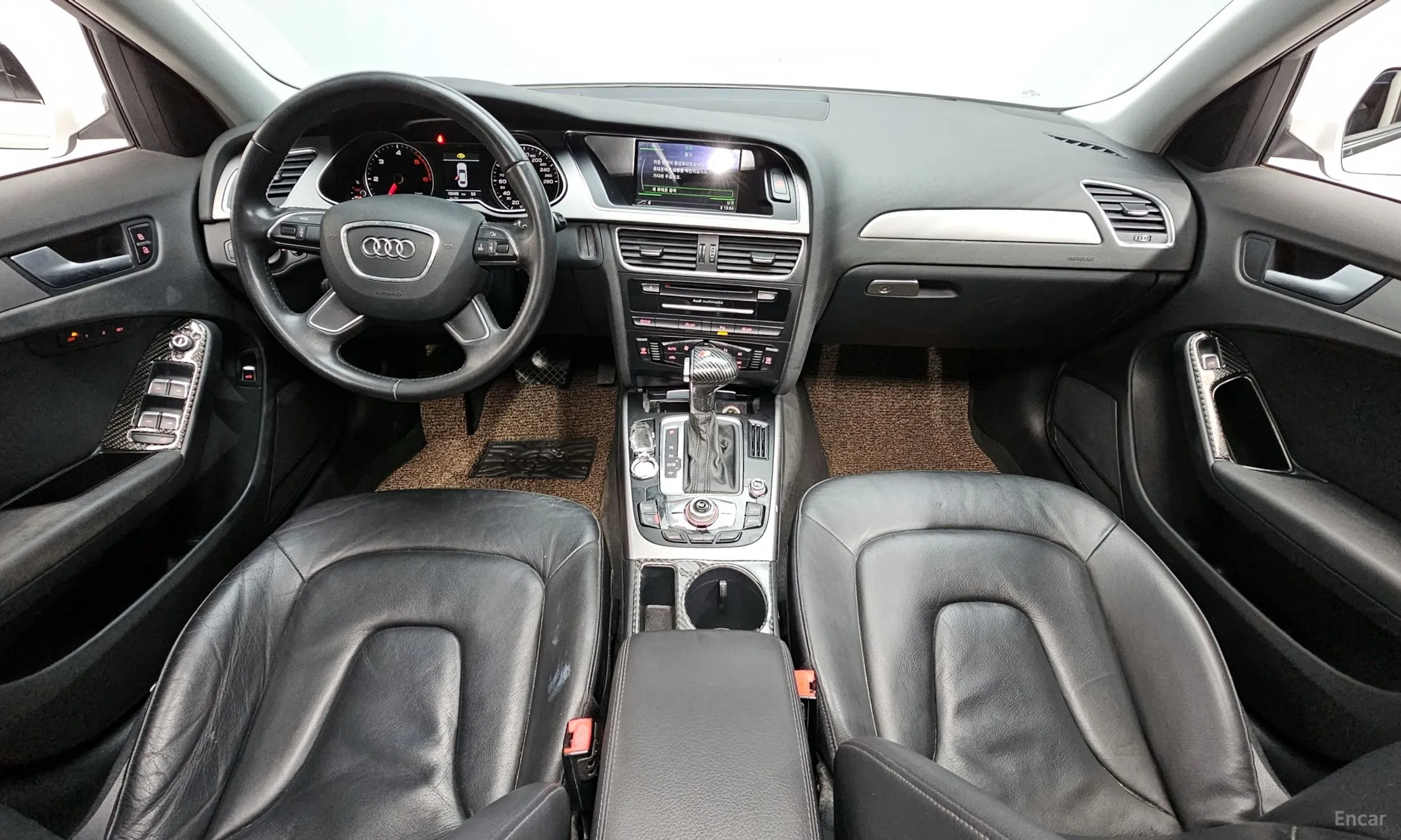 Audi New A4 превью 7