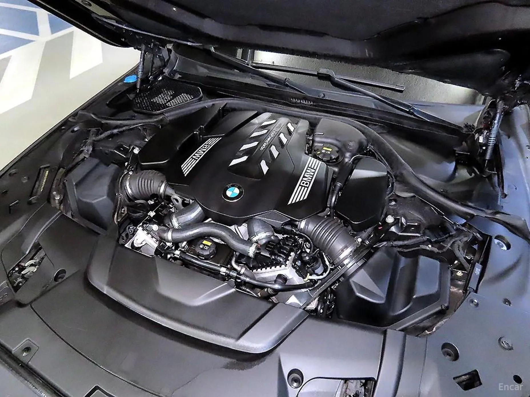 BMW 7 Series (G11) превью 6