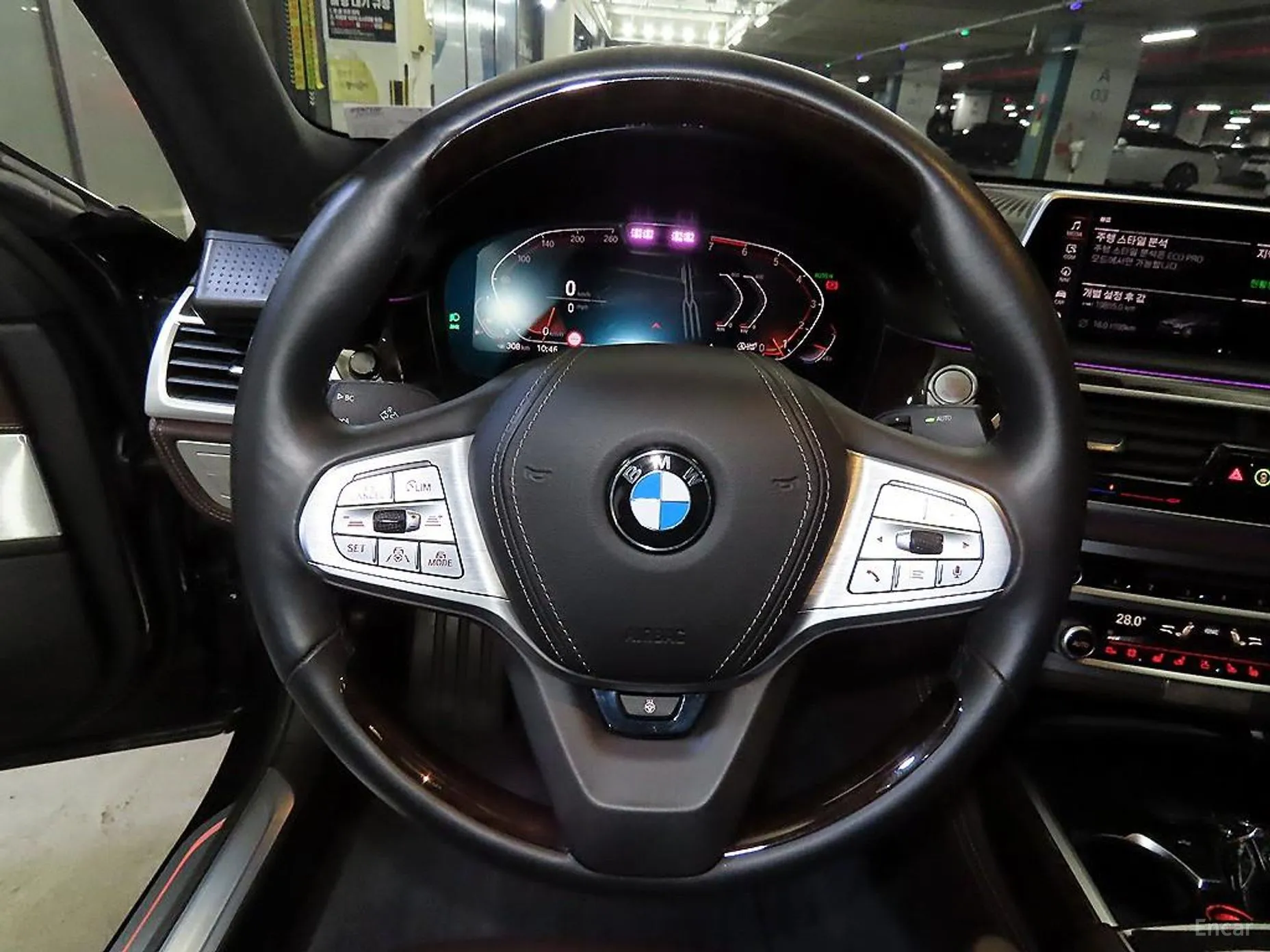 BMW 7 Series (G11) превью 9