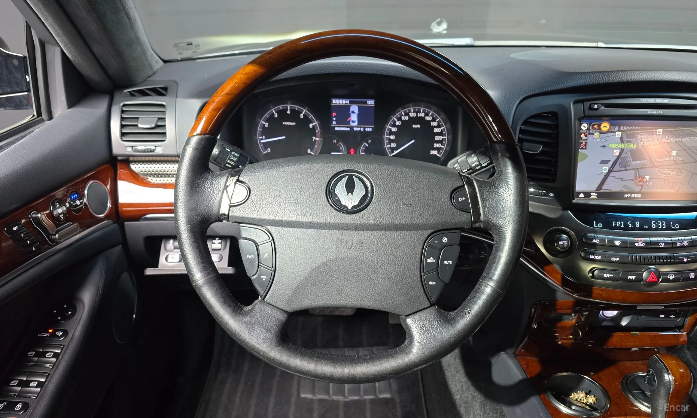 KG Mobility (SsangYong) Chairman W превью 13