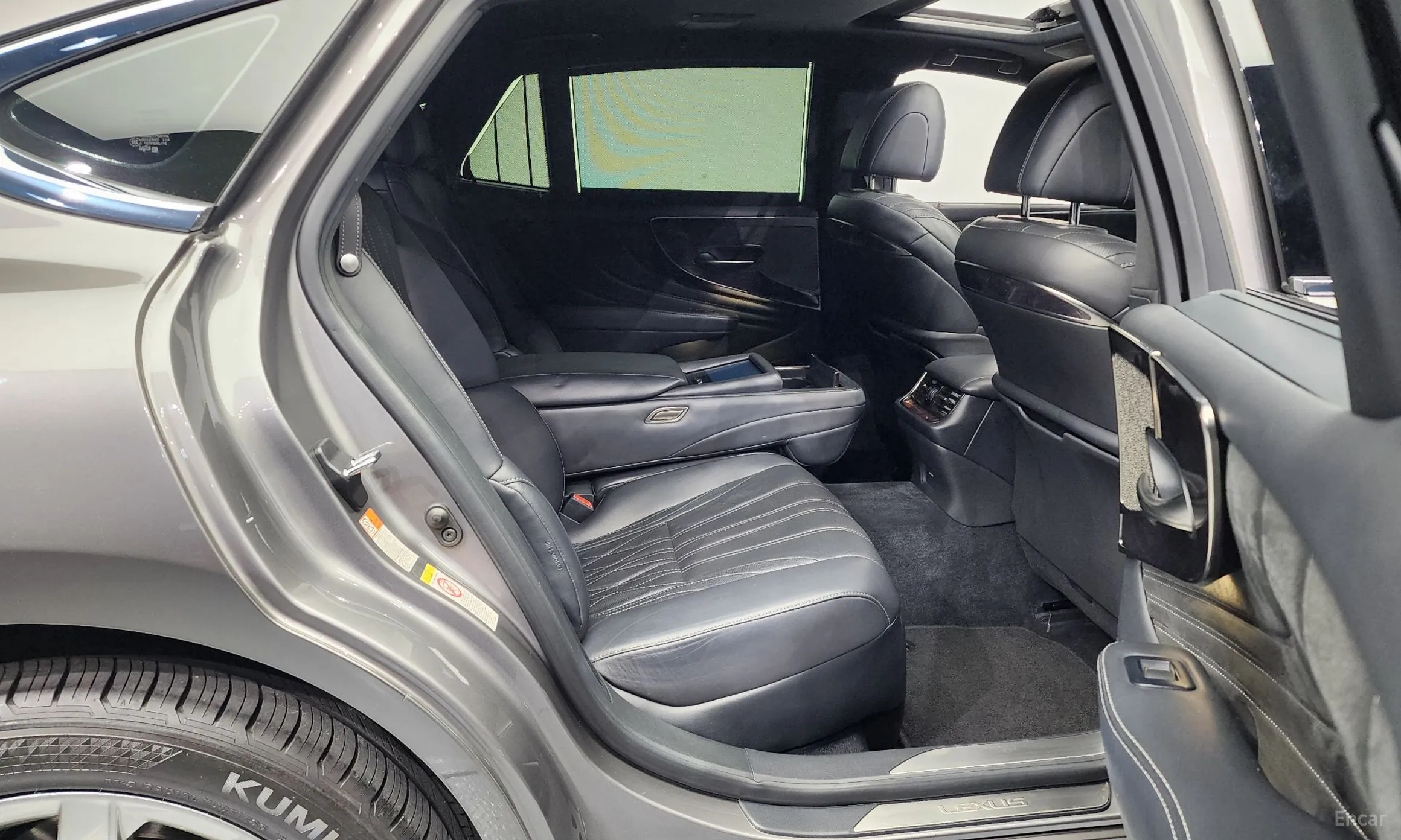 Lexus LS500h Gen 5 превью 12