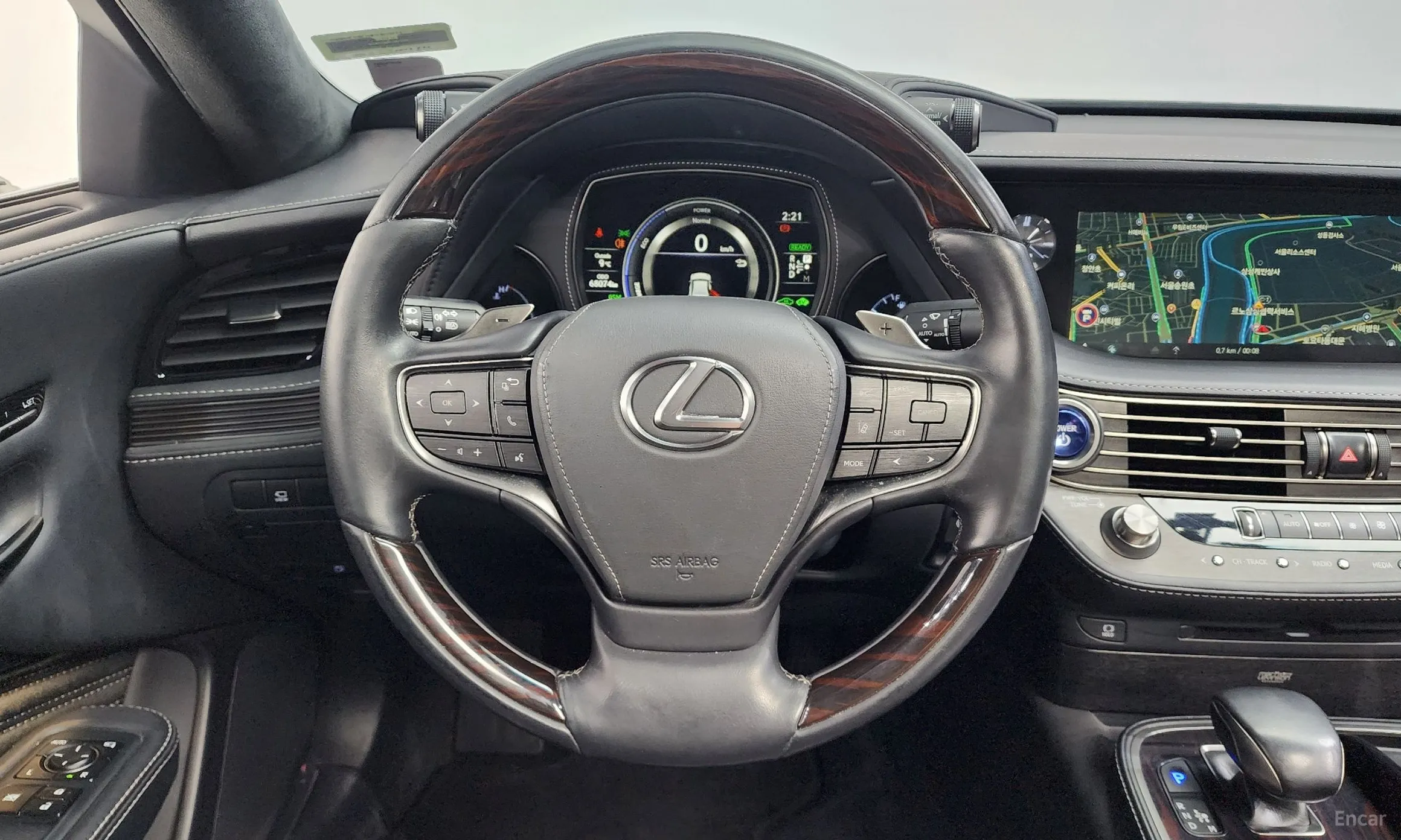 Lexus LS500h Gen 5 превью 13