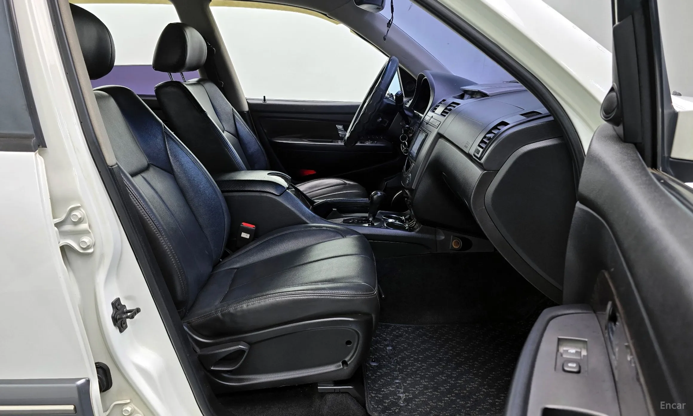 KG Mobility (SsangYong) Super Rexton превью 10