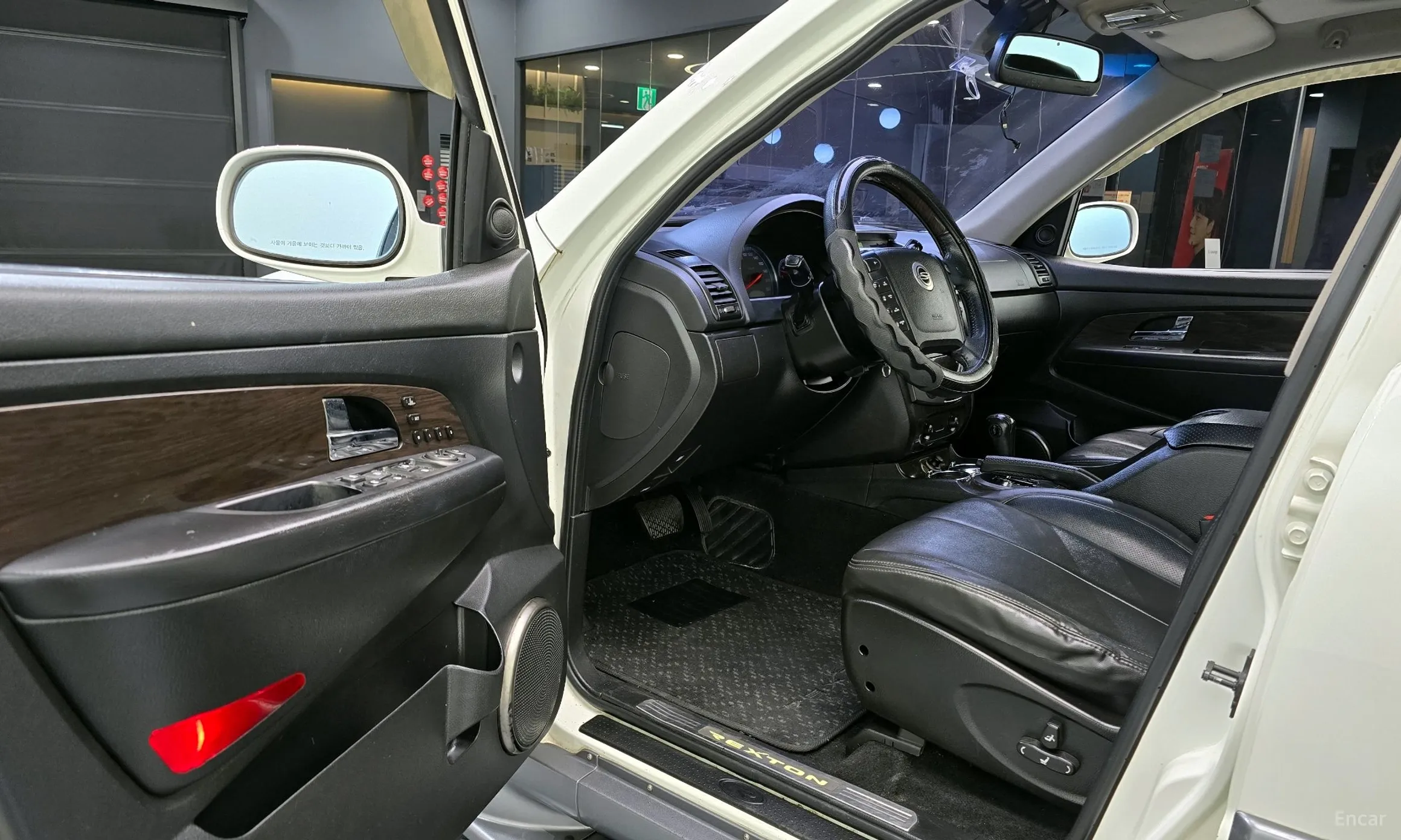 KG Mobility (SsangYong) Super Rexton превью 11