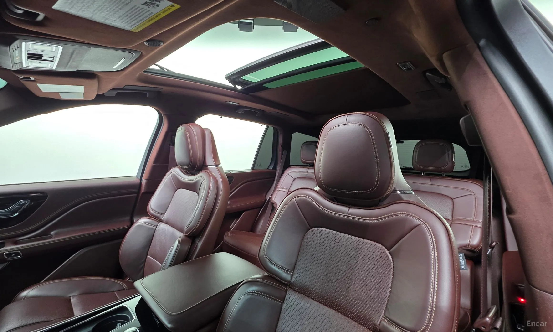 Lincoln Aviator 2nd Generation превью 12