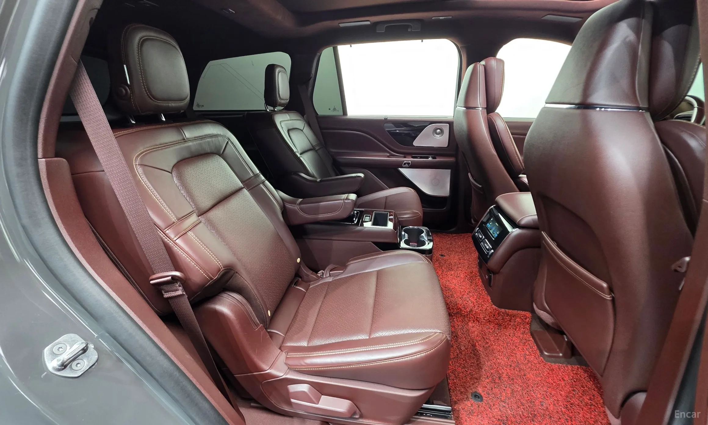 Lincoln Aviator 2nd Generation превью 19