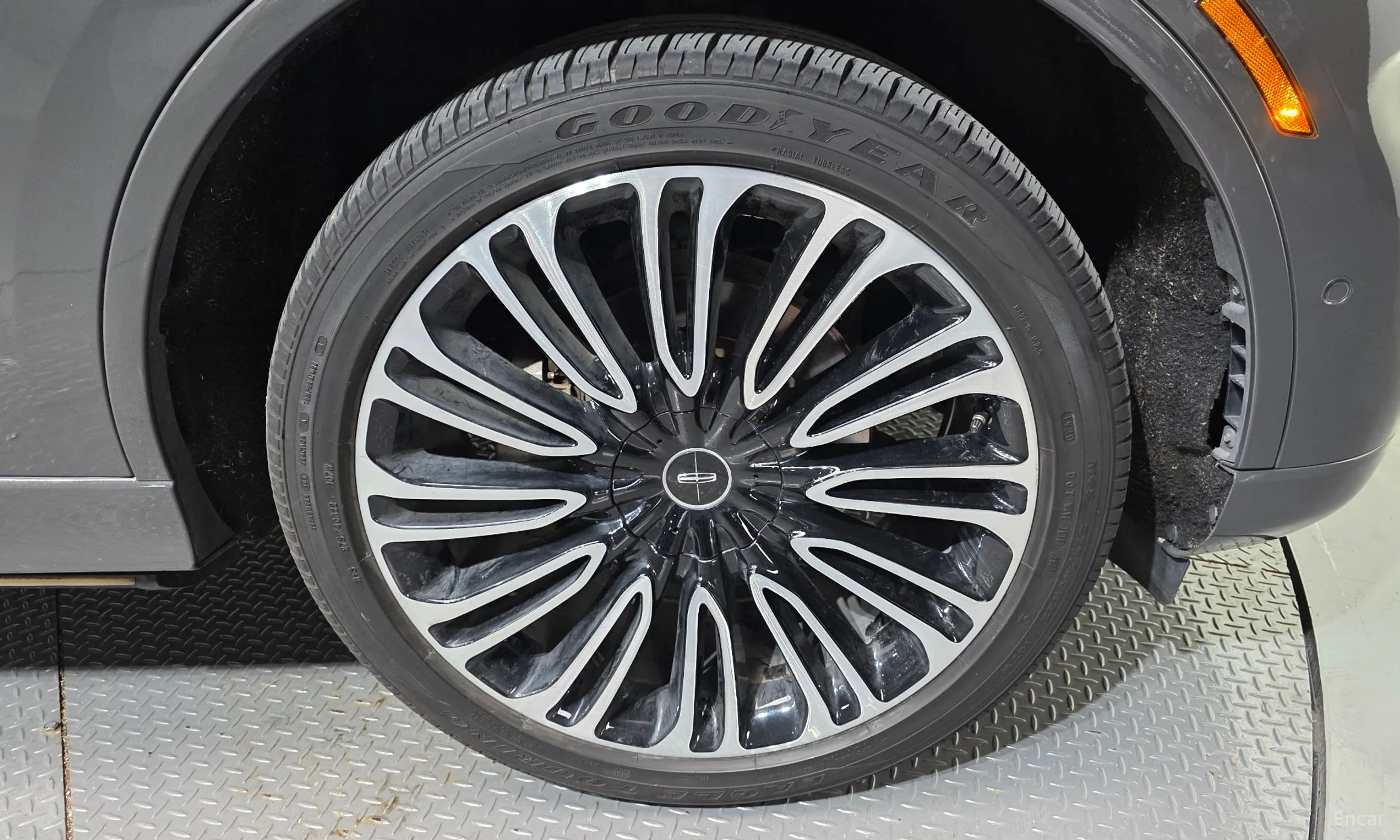 Lincoln Aviator 2nd Generation превью 5