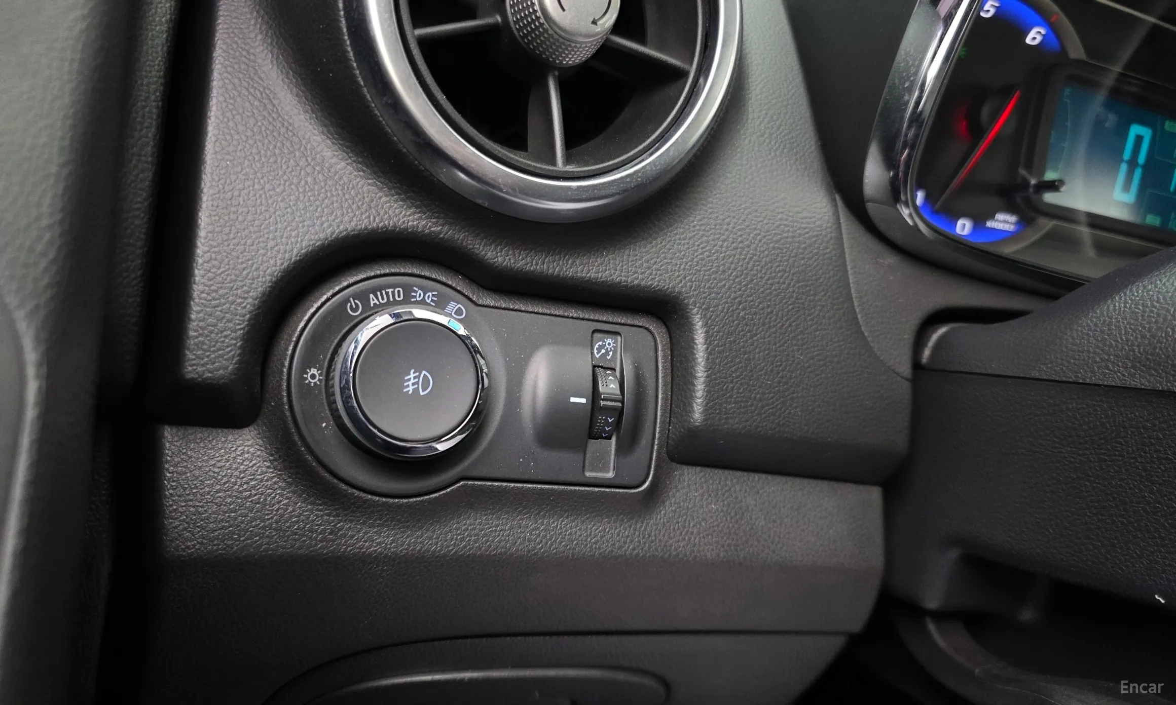 Chevrolet (GM Daewoo) Trax превью 17