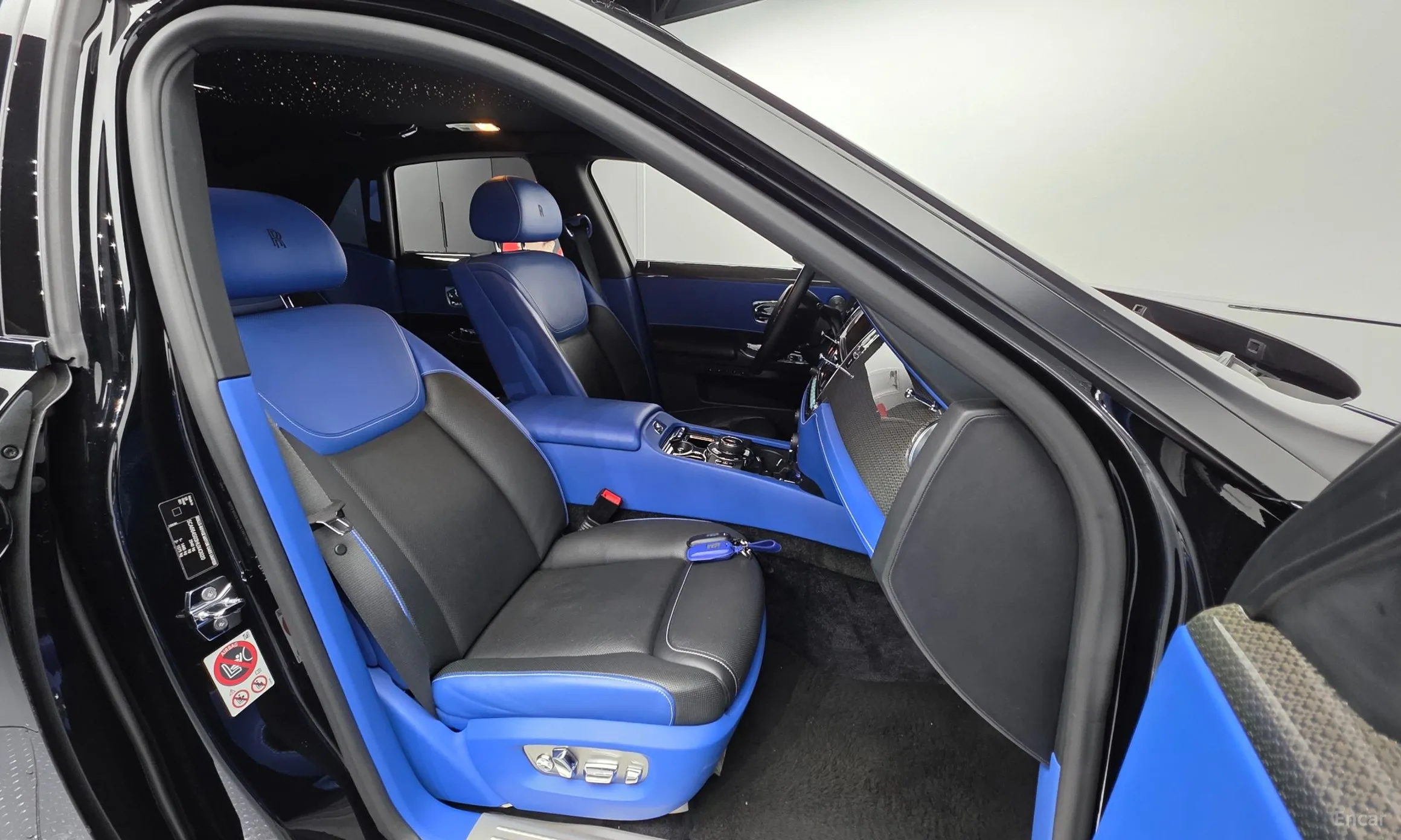 Rolls-Royce Ghost превью 10