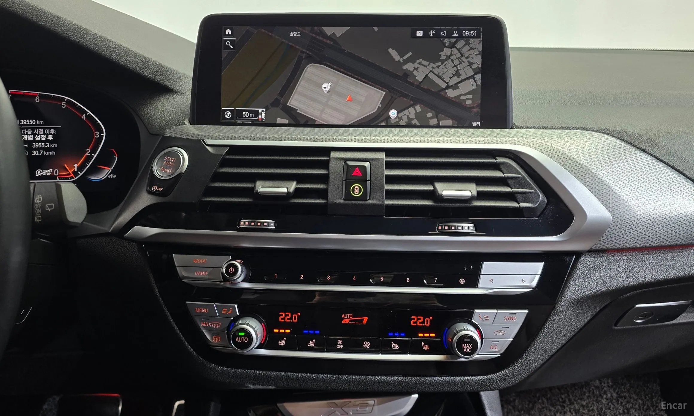 BMW X3 (G01) превью 14