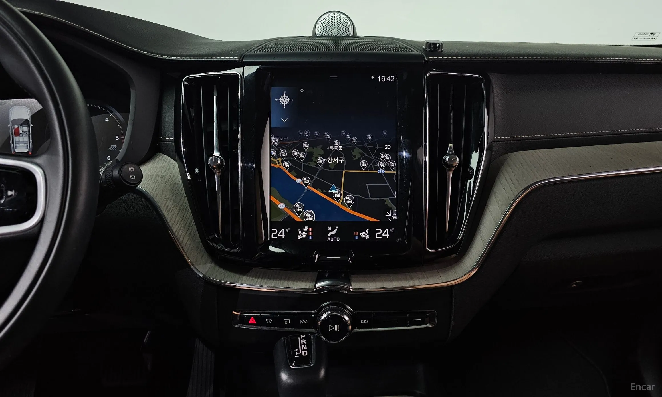 Volvo XC60 Gen 2 превью 14