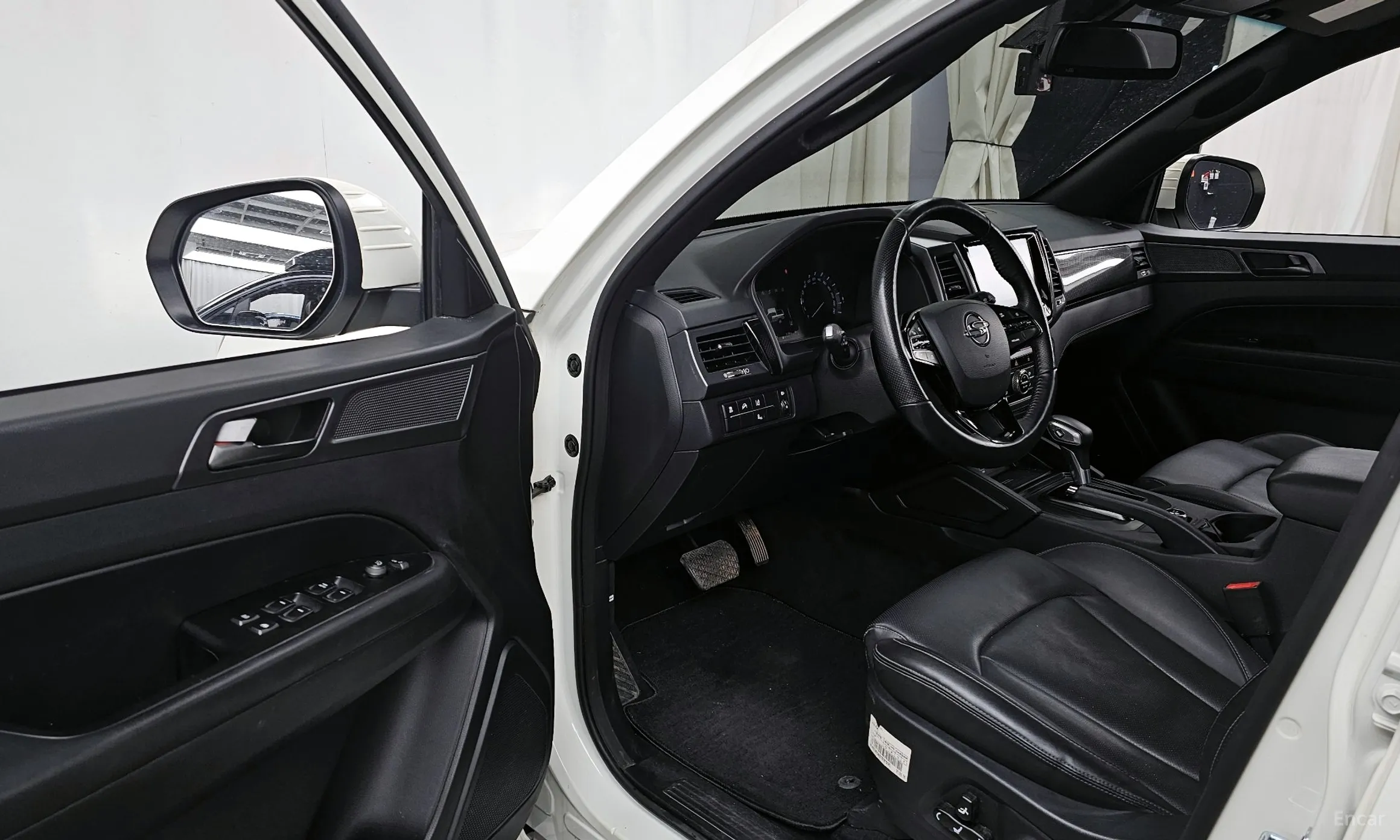KG Mobility (SsangYong) Rexton Sports Khan превью 10