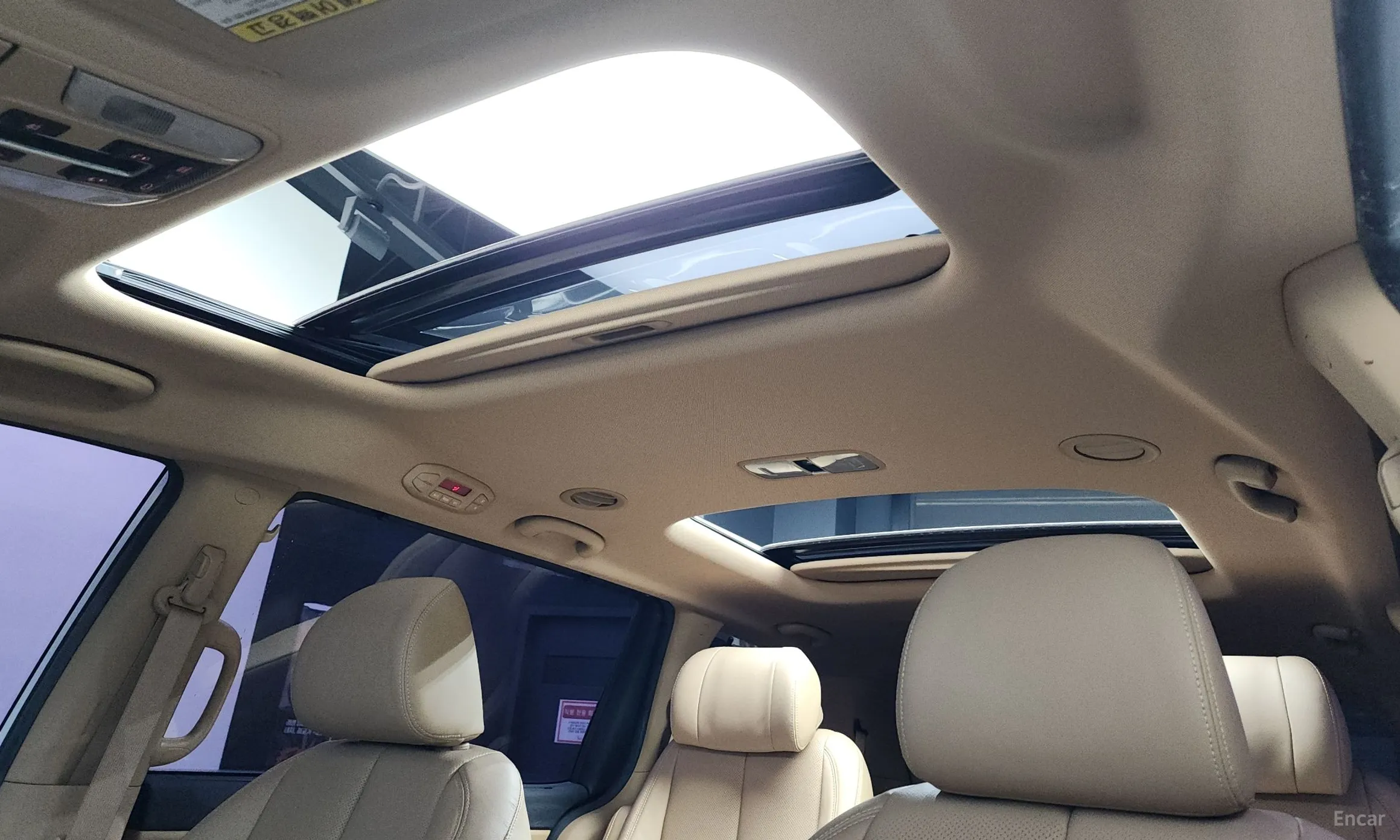 Kia Carnival превью 19