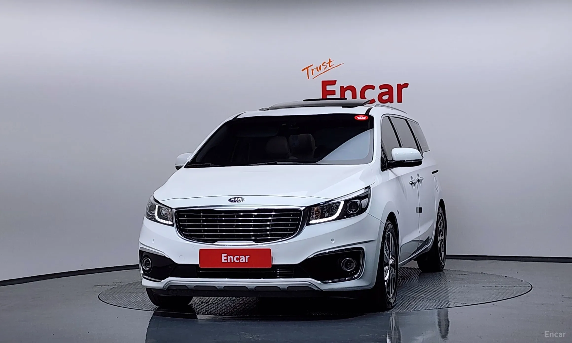 Kia Carnival превью 3