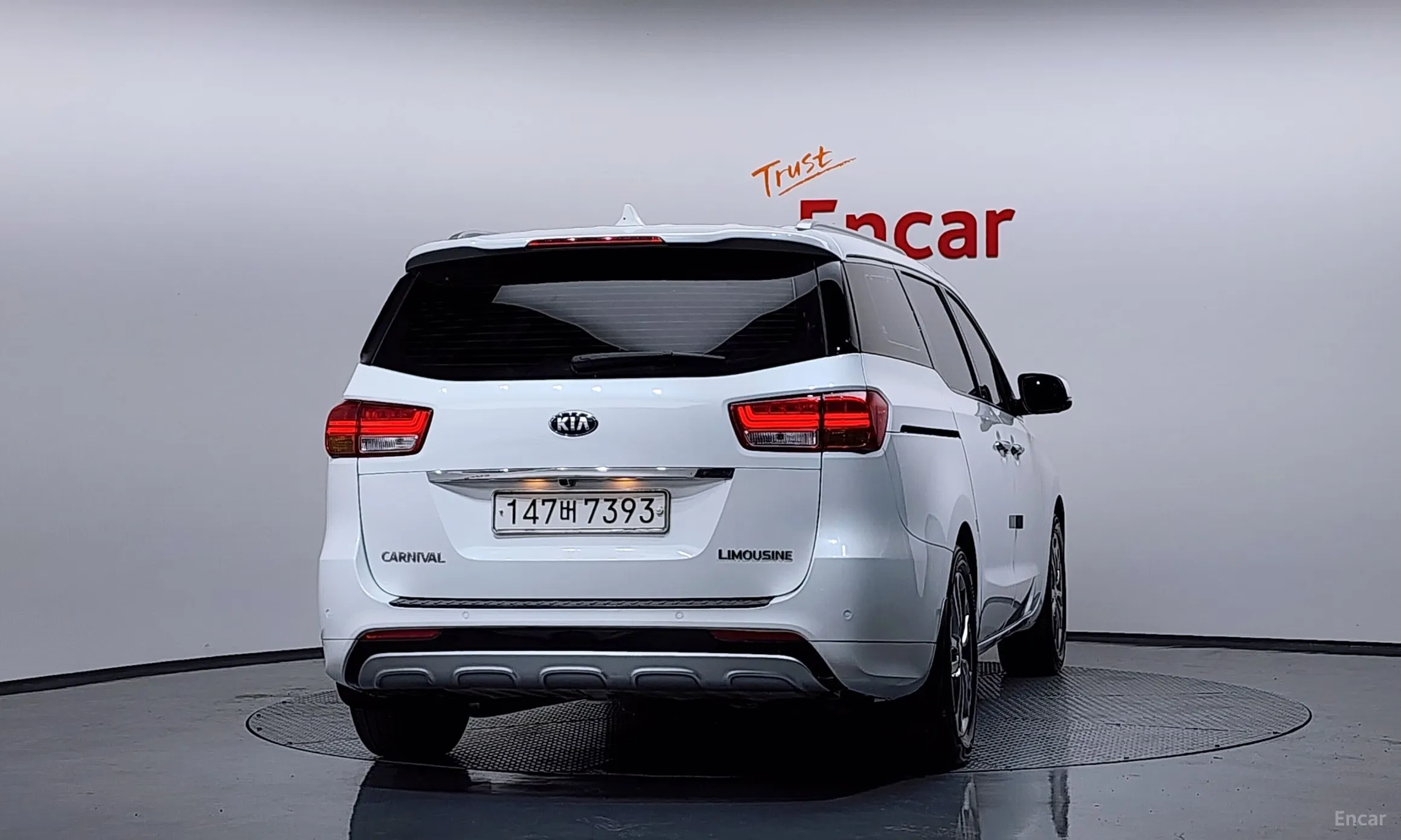 Kia Carnival превью 4