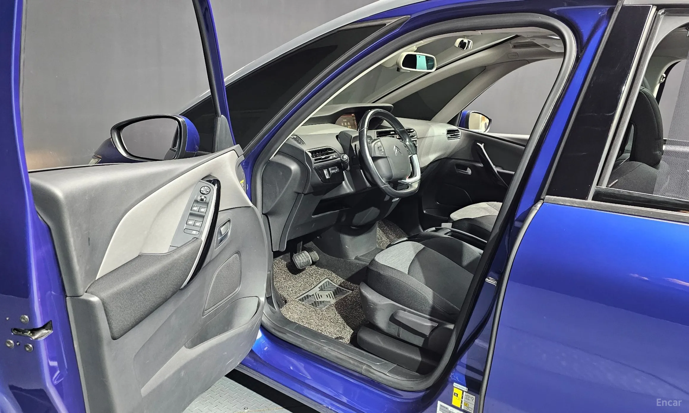 Citroën/DS Grand C4 Picasso превью 10