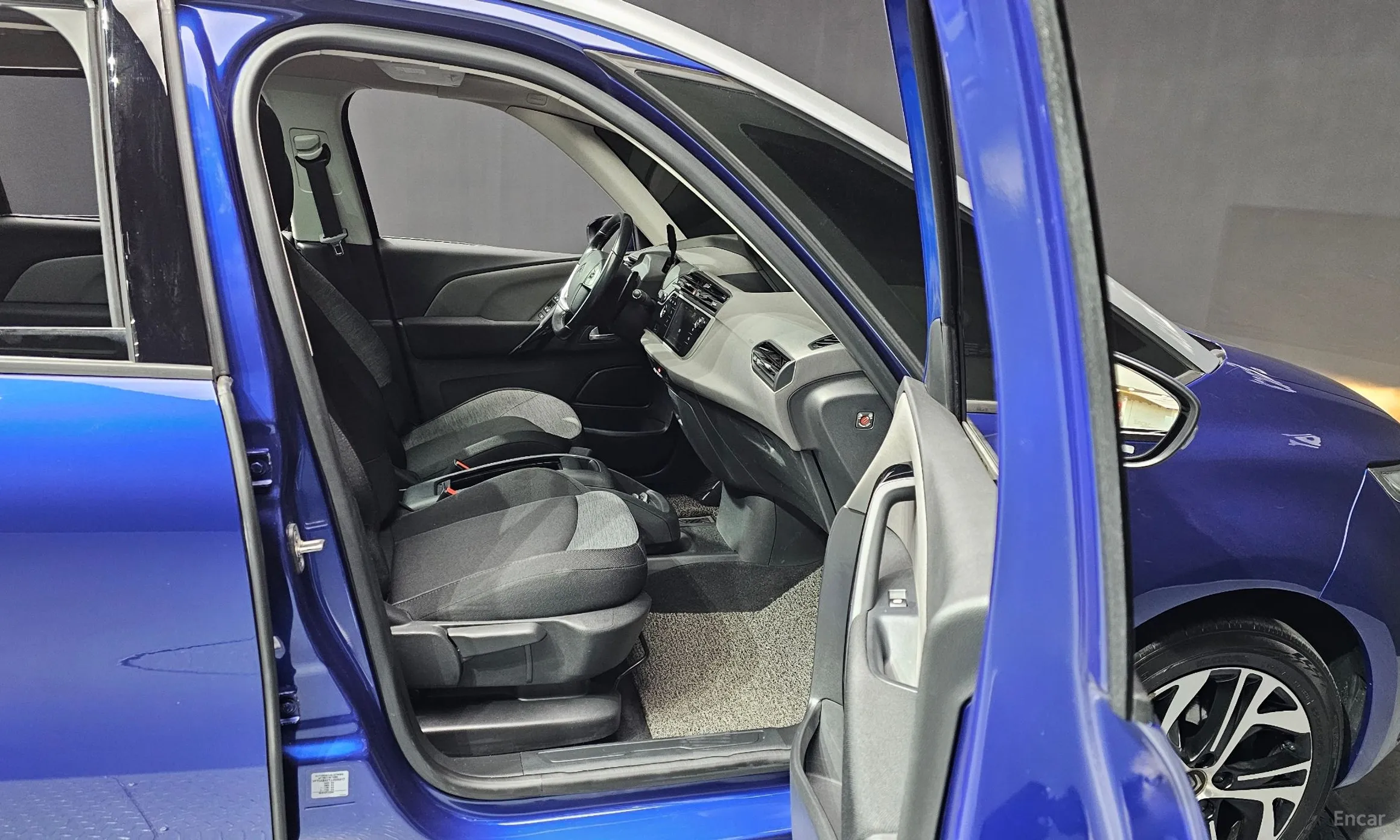 Citroën/DS Grand C4 Picasso превью 11