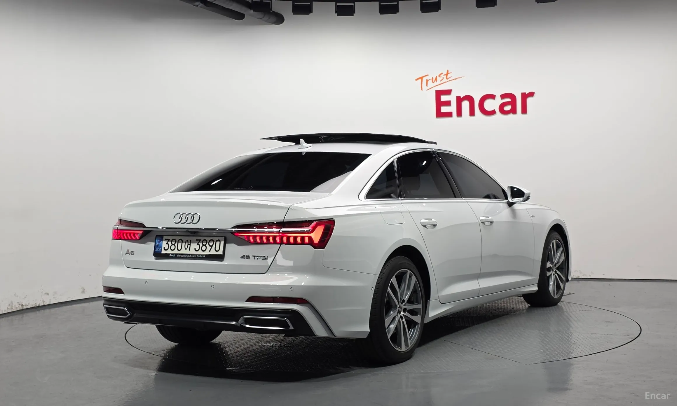 Audi A6 (C8)